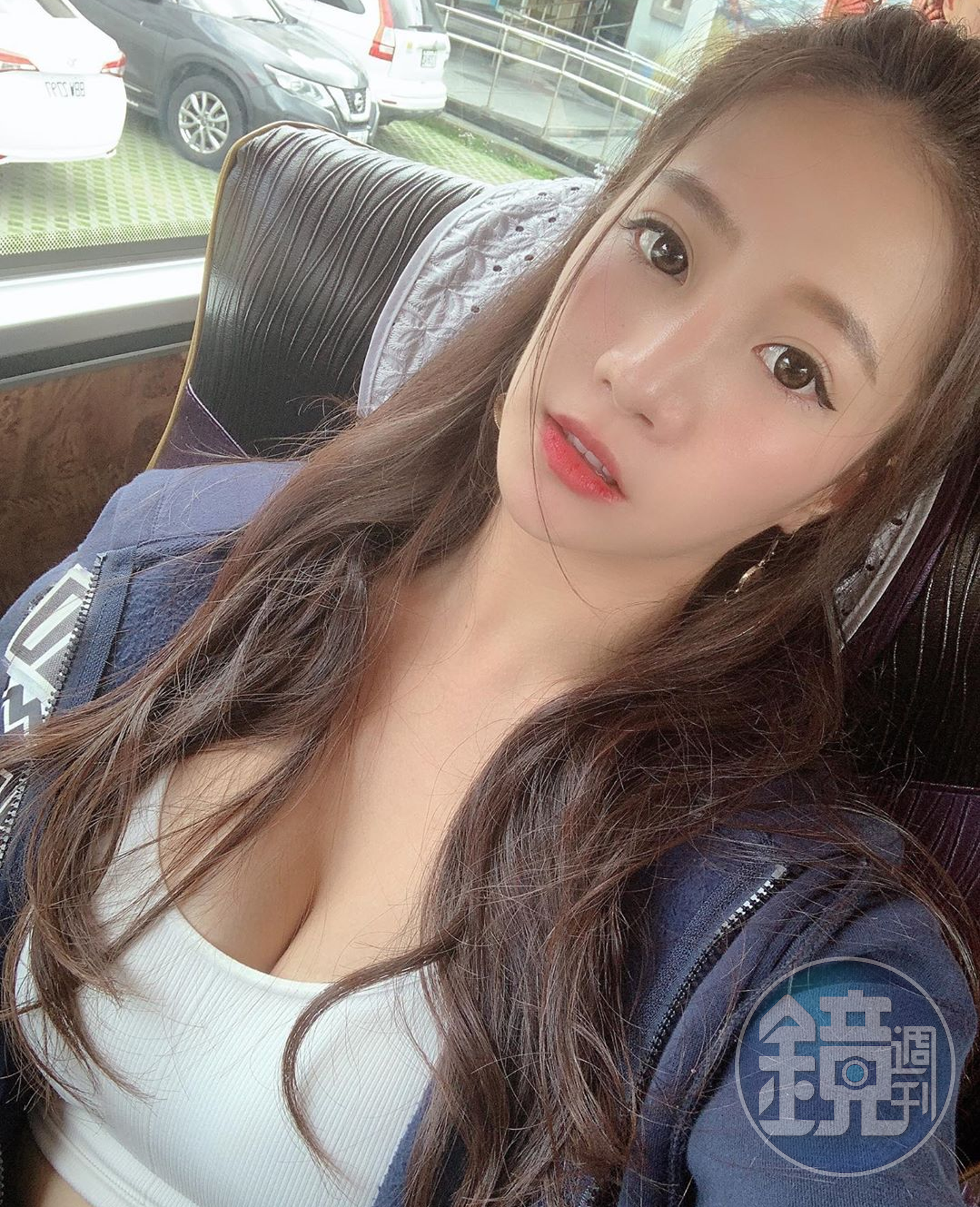 林采緹2018年與胡睿兒結婚,男方卻在她臨盆之際捲入夜店性侵案件,最終遭判刑入獄,兩人於2020年離婚。(翻攝自林采緹Instagram)