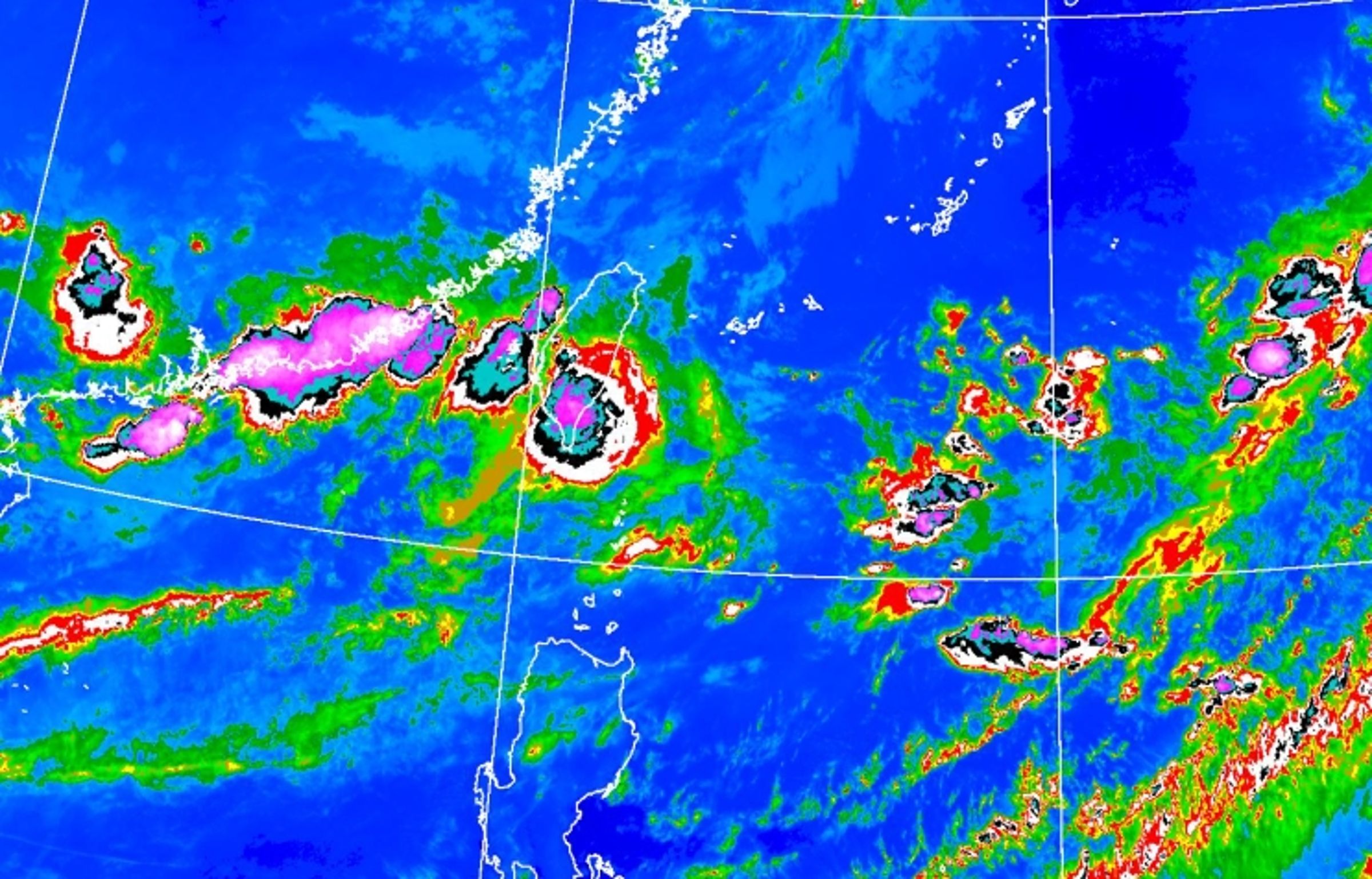 西南氣流強灌影響，全台天氣持續不穩，中央氣象署針對12縣市發布豪雨特報。（翻攝自中央氣象署）