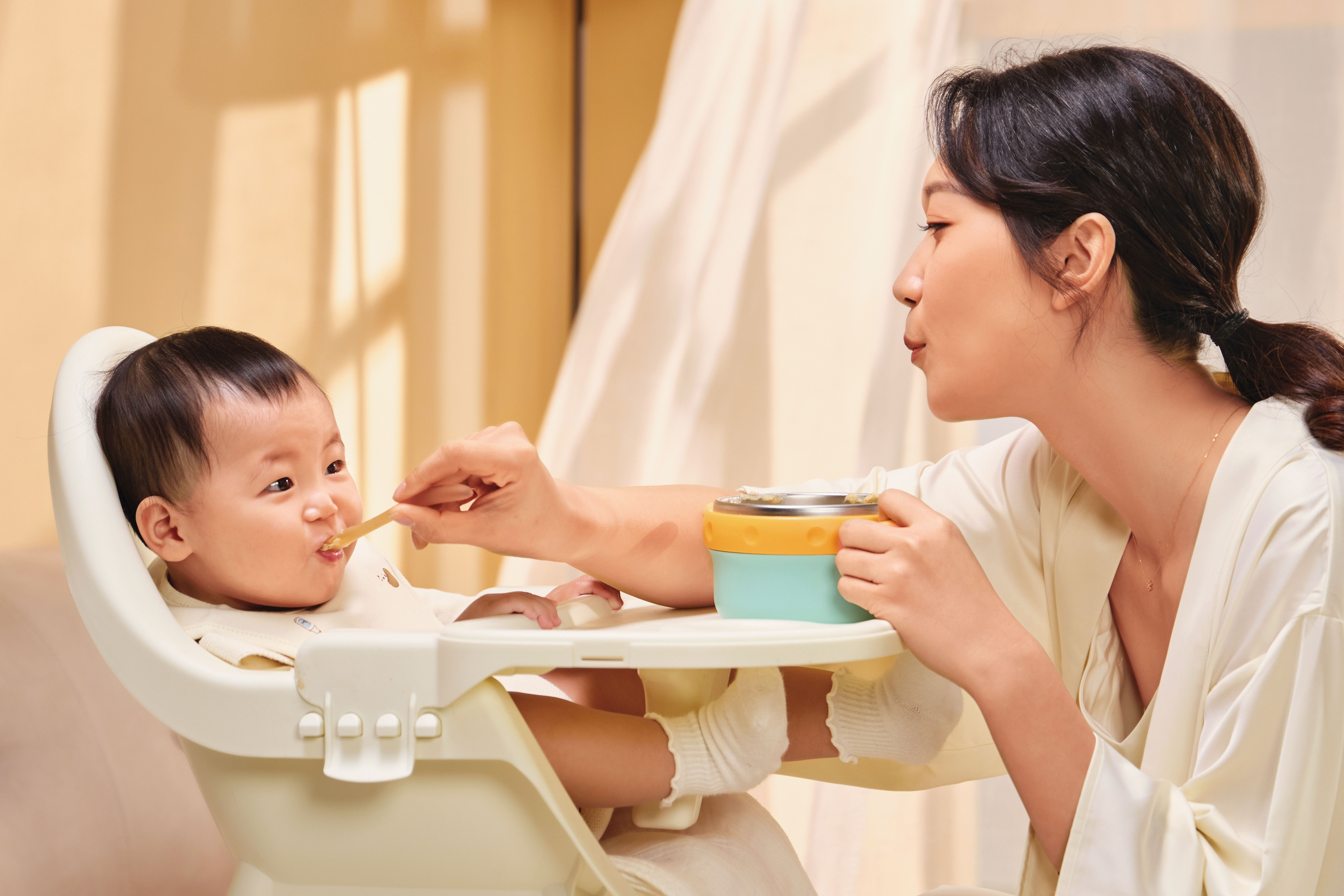 嬰幼兒代謝系統尚未發育完成，家長選購嬰幼兒果乾時，應特別留意。（示意圖，東方IC）