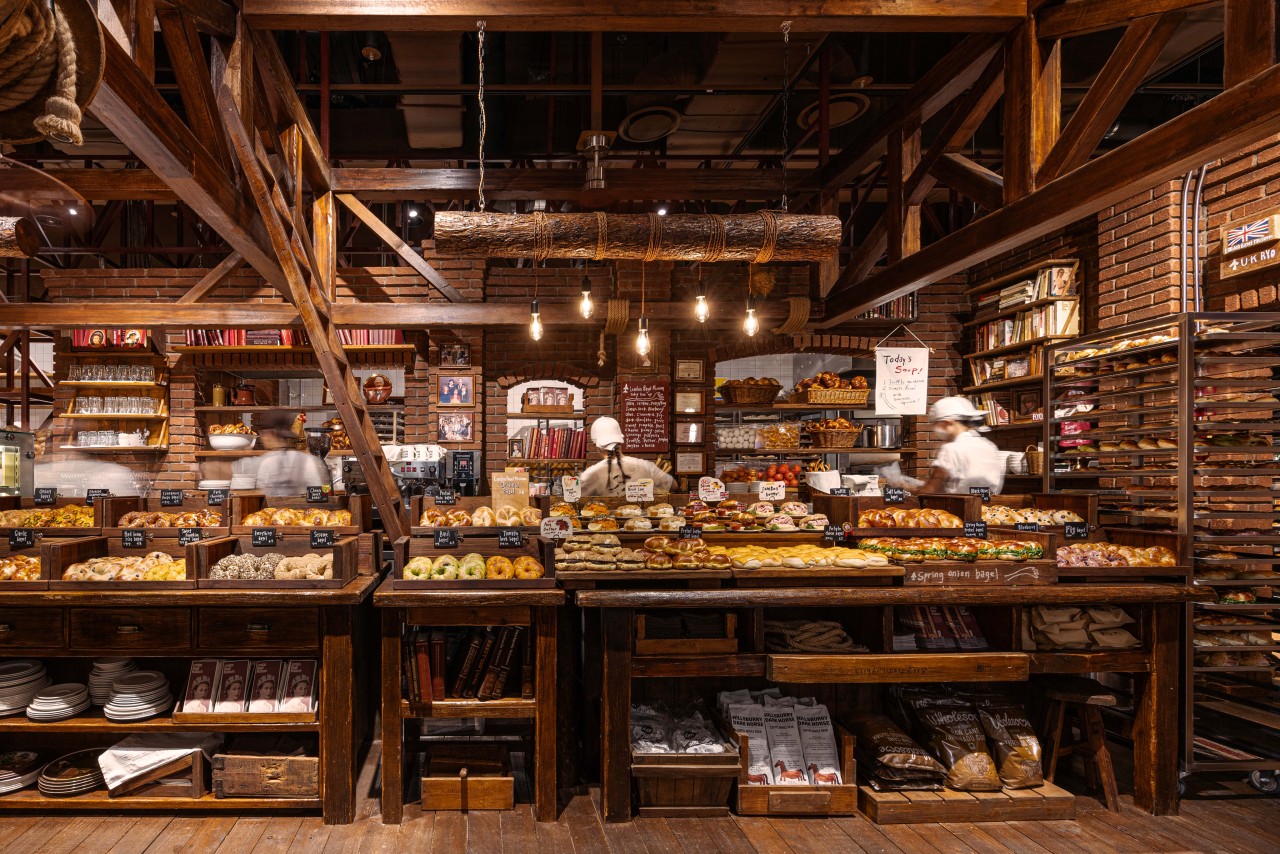 韓國知名貝果店「倫敦貝果博物館」仁川分店傳出員工過勞死憾事。圖為仁川分店。（翻攝Naver Map）