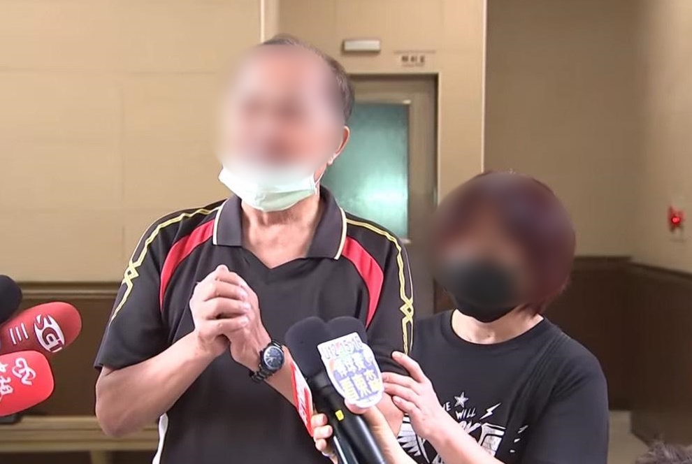土城雙屍案死者父母今（9日）接受媒體聯訪，控訴凶嫌根本不是人。（翻攝畫面）