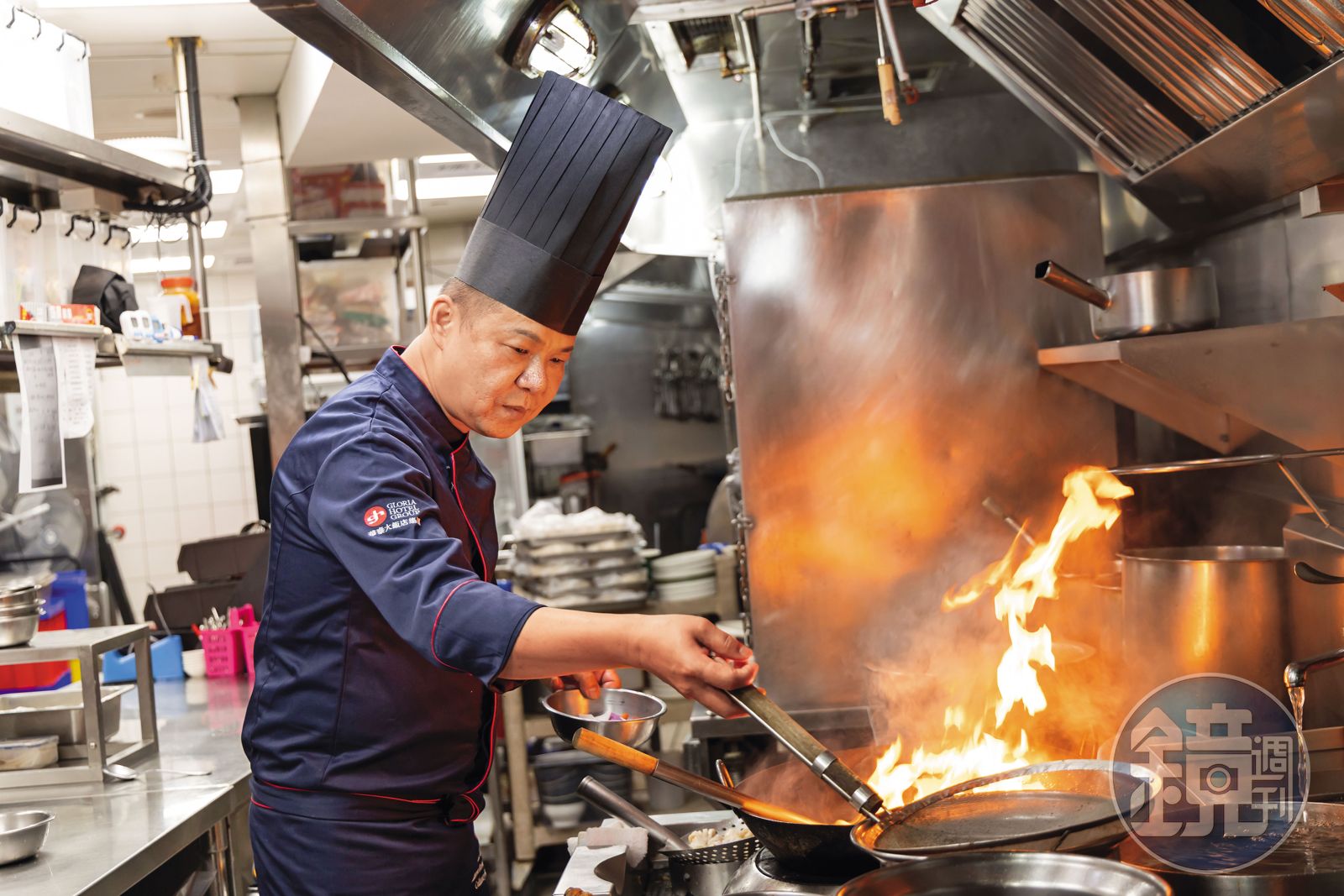 華泰集團轉控股4／「總統御用廚房」不虛傳　揭華泰外館九華樓年狂銷萬隻烤鴨撇步