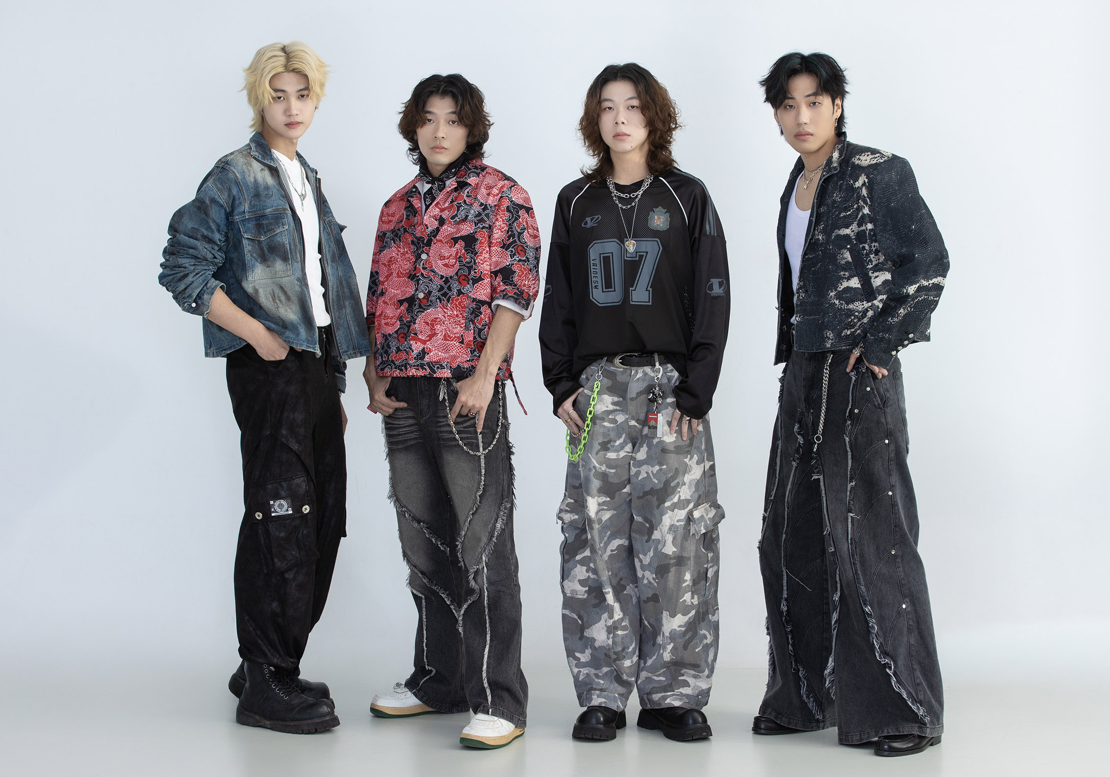 新生代樂團PALLAS帕拉斯將於23日舉辦不插電演唱會，透過YT直播不用花錢就能看。（迷音樂提供）