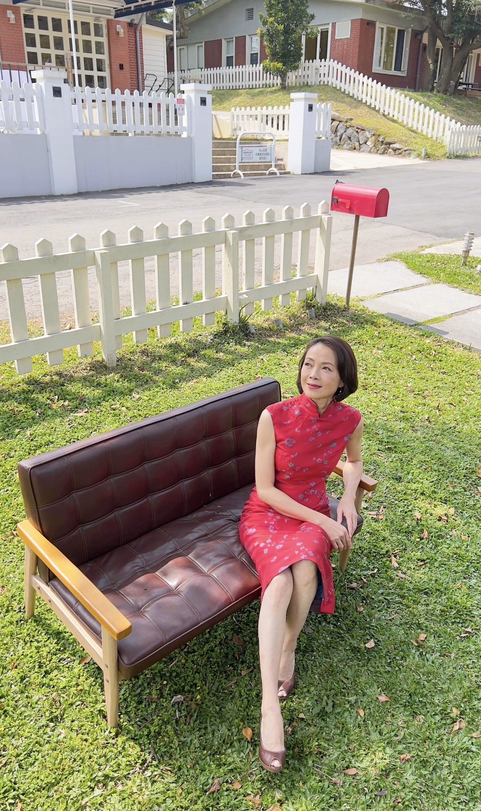 柯淑勤穿上20年前的夏姿旗袍仍美艷動人。