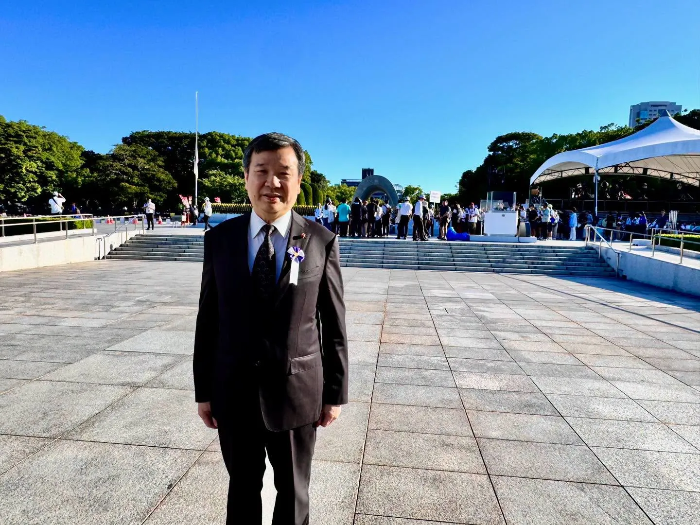 日本長崎原爆和平紀念典禮9日登場，台灣駐日代表李逸洋透露未出席原因。（翻攝自李逸洋臉書）