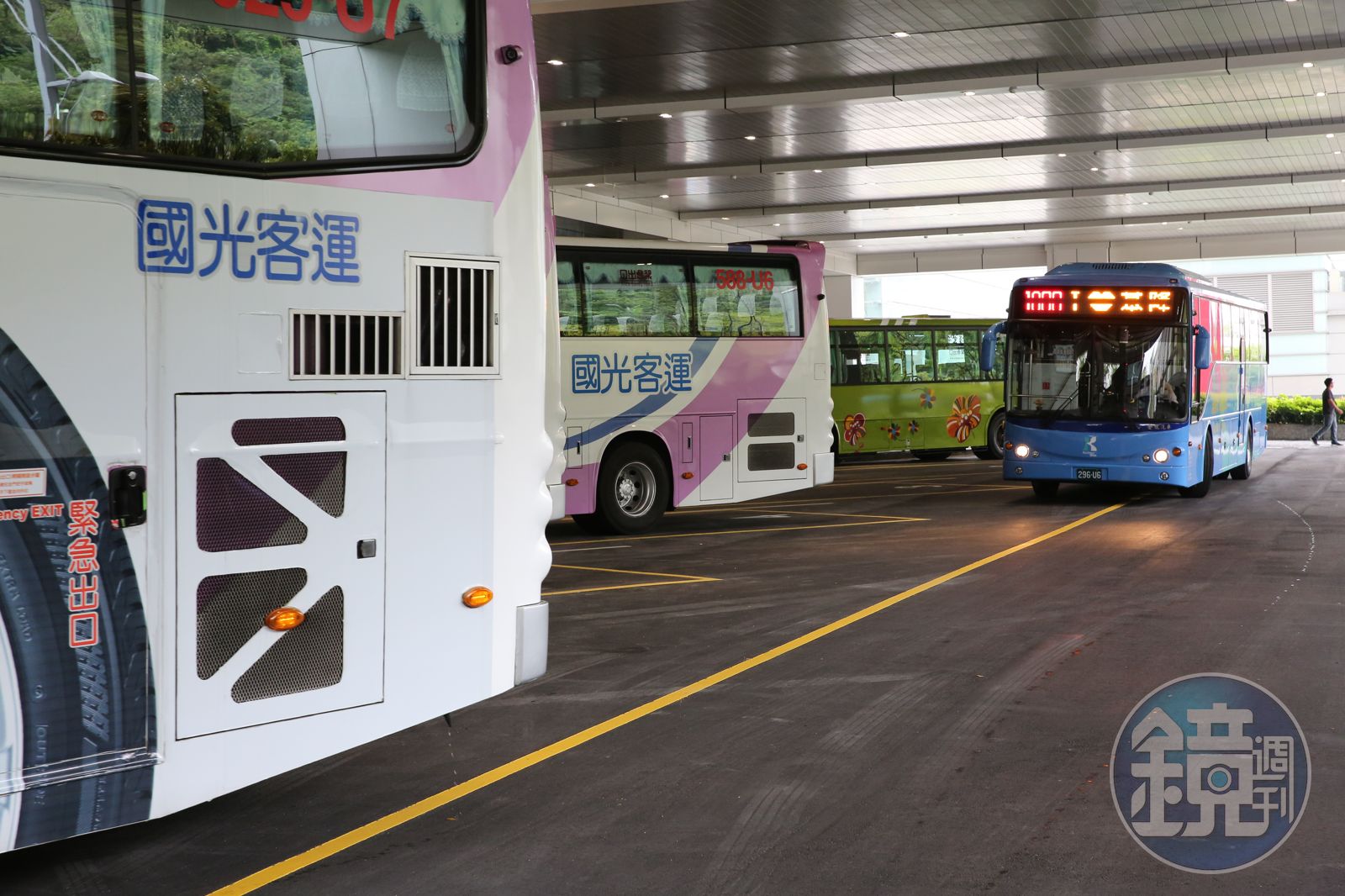 公路局祭出今年90條國道路線有票價6折優惠,較往年85折,盼更多民眾選擇客運,同時享轉乘優惠。(本刊資料照)