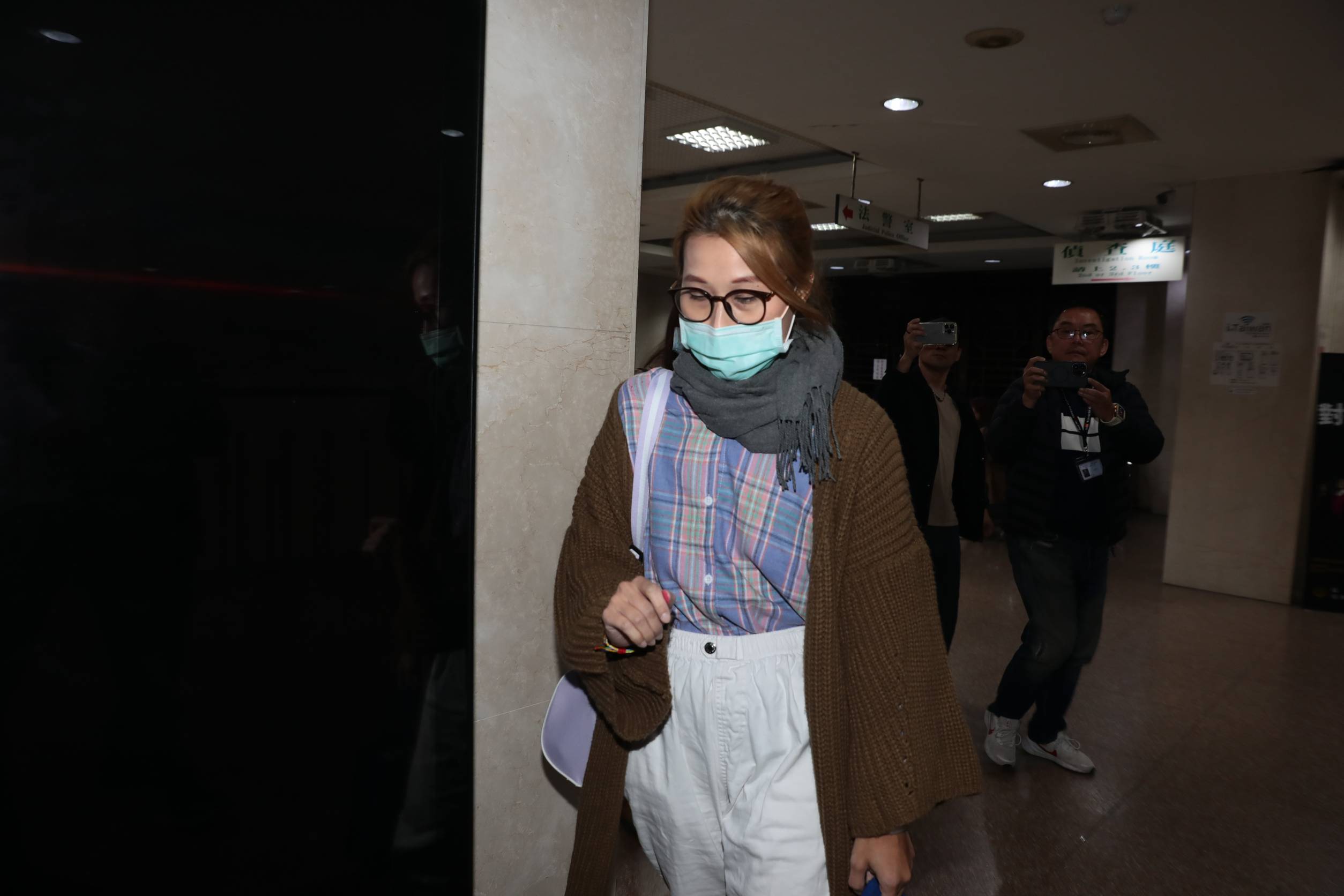 謝幸恩12日以被告身分被約談。（鏡報林煒凱）