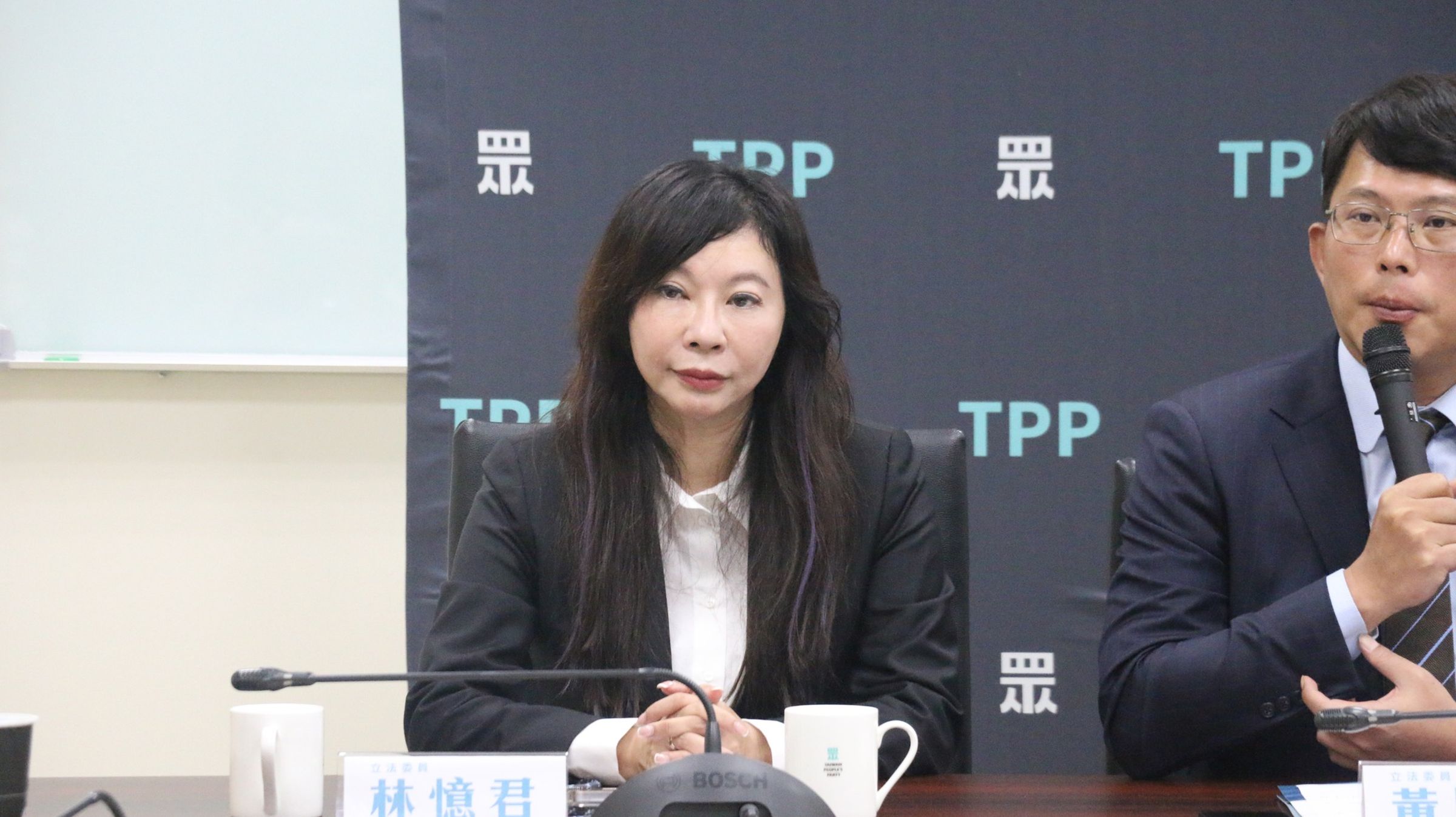 民眾黨林憶君獲國民黨禮讓，擔任立法院國防外交委員會召委。（翻攝林憶君臉書）