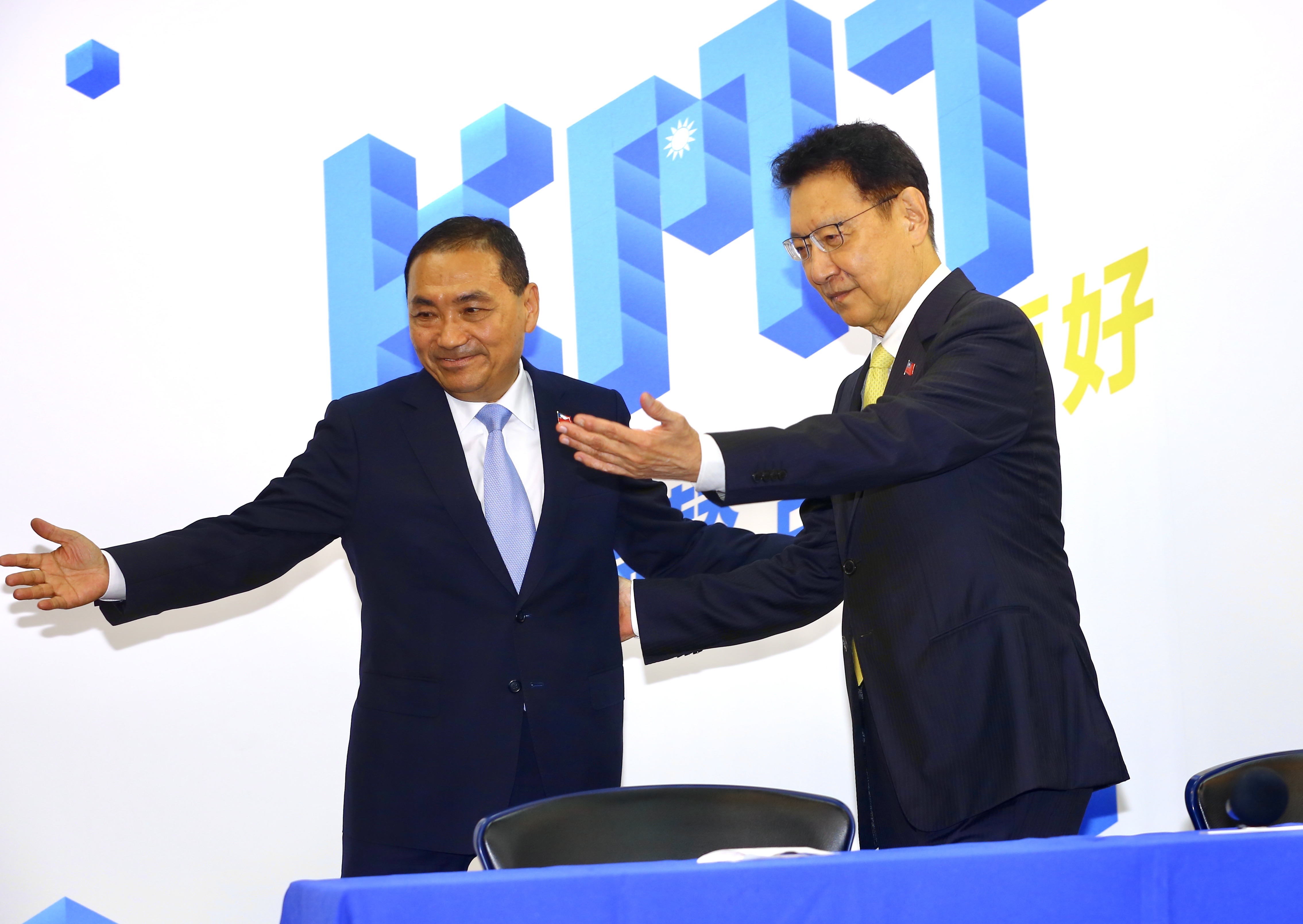 國民黨總統參選人侯友宜副手搭檔，由中廣董事長、資深媒體人趙少康出線。