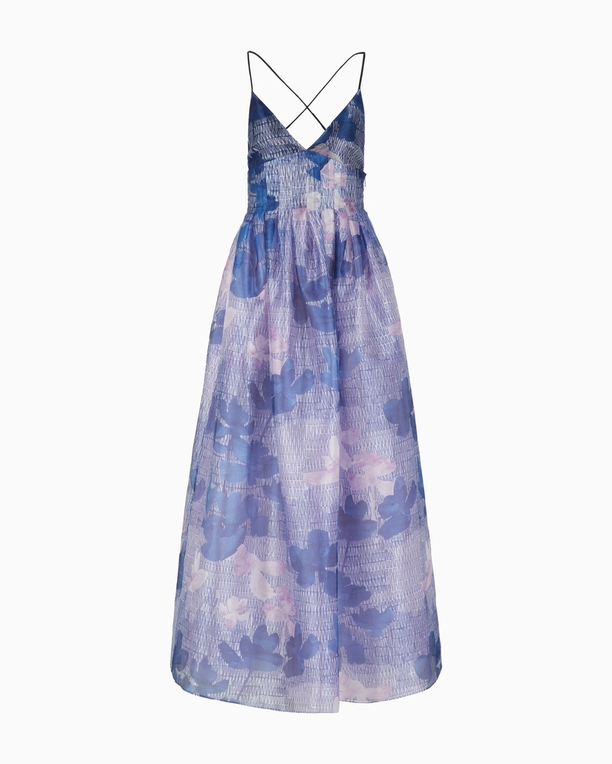 Emporio Armani印花洋裝。NT$72,800（台灣奧西尼提供）