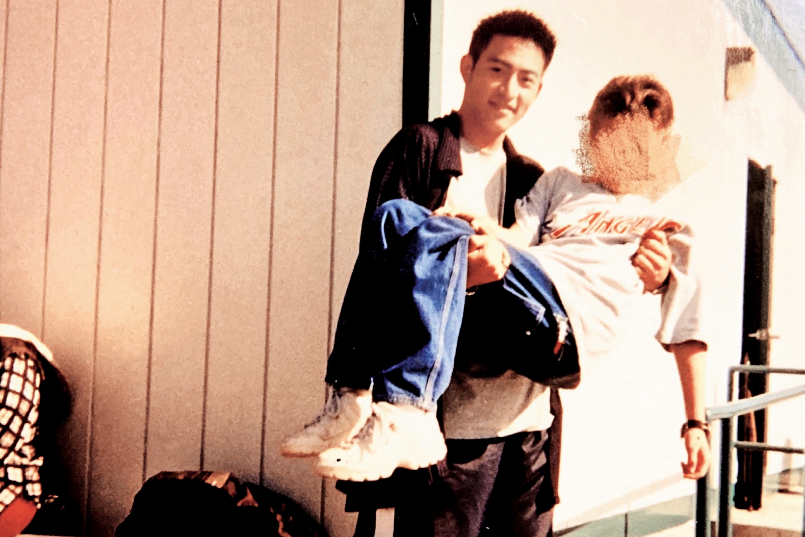 早先趙駿亞前女友向本刊揭露他的家暴事蹟時，曾提供兩人早期恩愛的照片。（讀者提供）