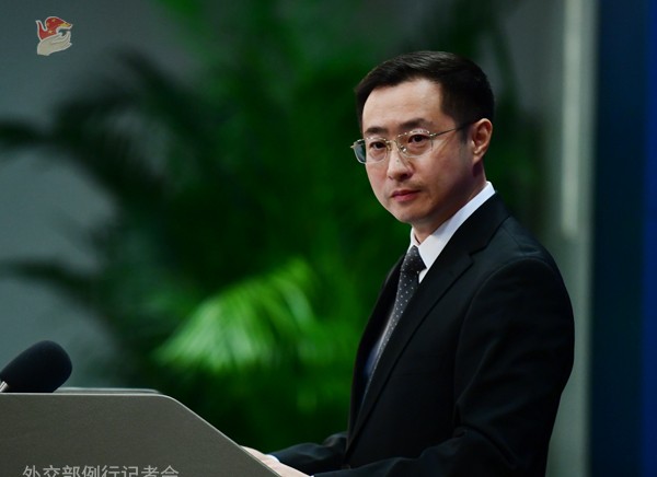 中國外交部今日回應，「如果美方置兩國和國際社會的利益於不顧，執意打關稅戰、貿易戰，中方必將奉陪到底。」（翻攝自中國外交部官網）