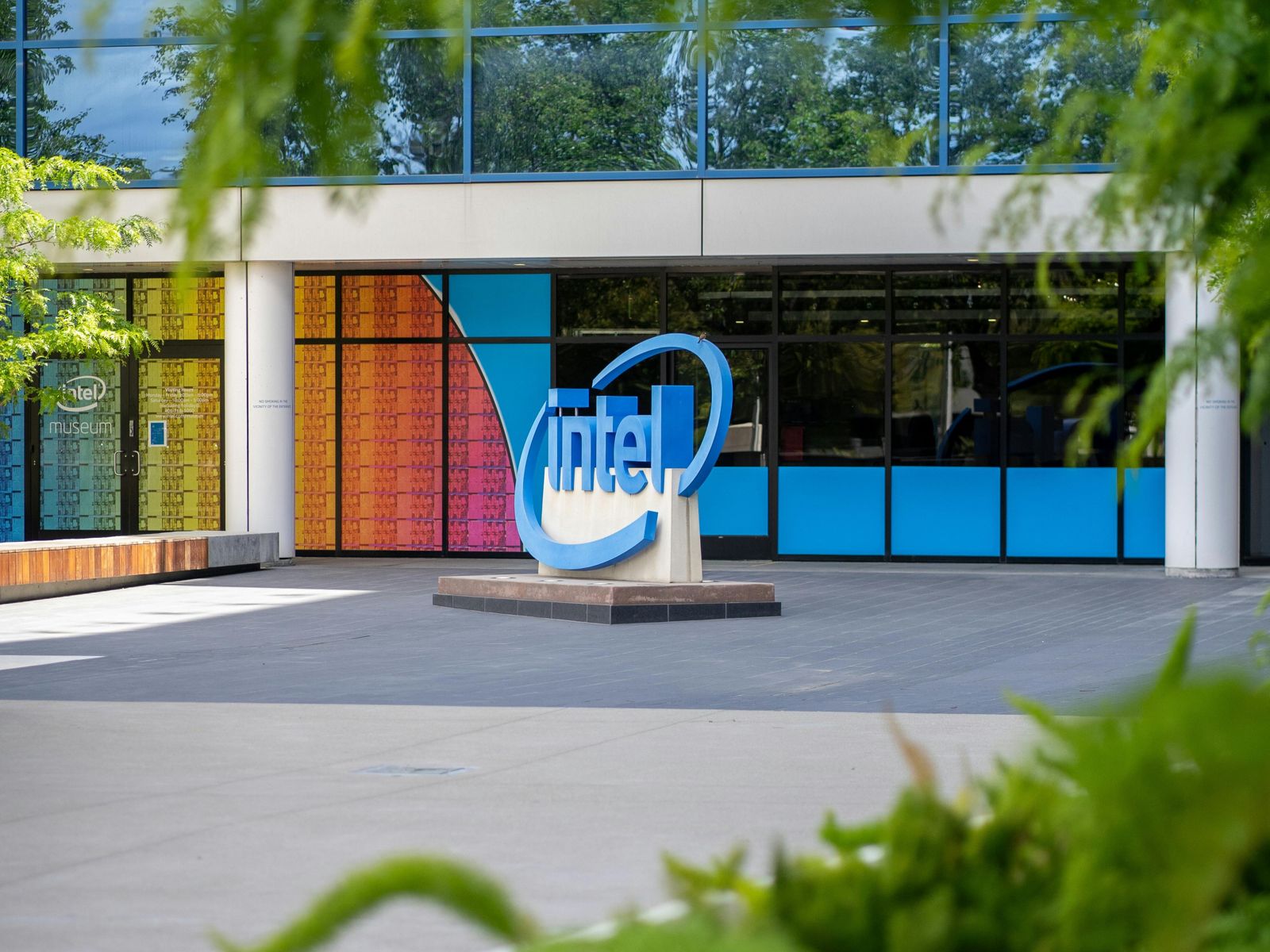 技術完全對不上！羅唯仁跳槽引爆風暴　專家：英特爾難靠他翻身