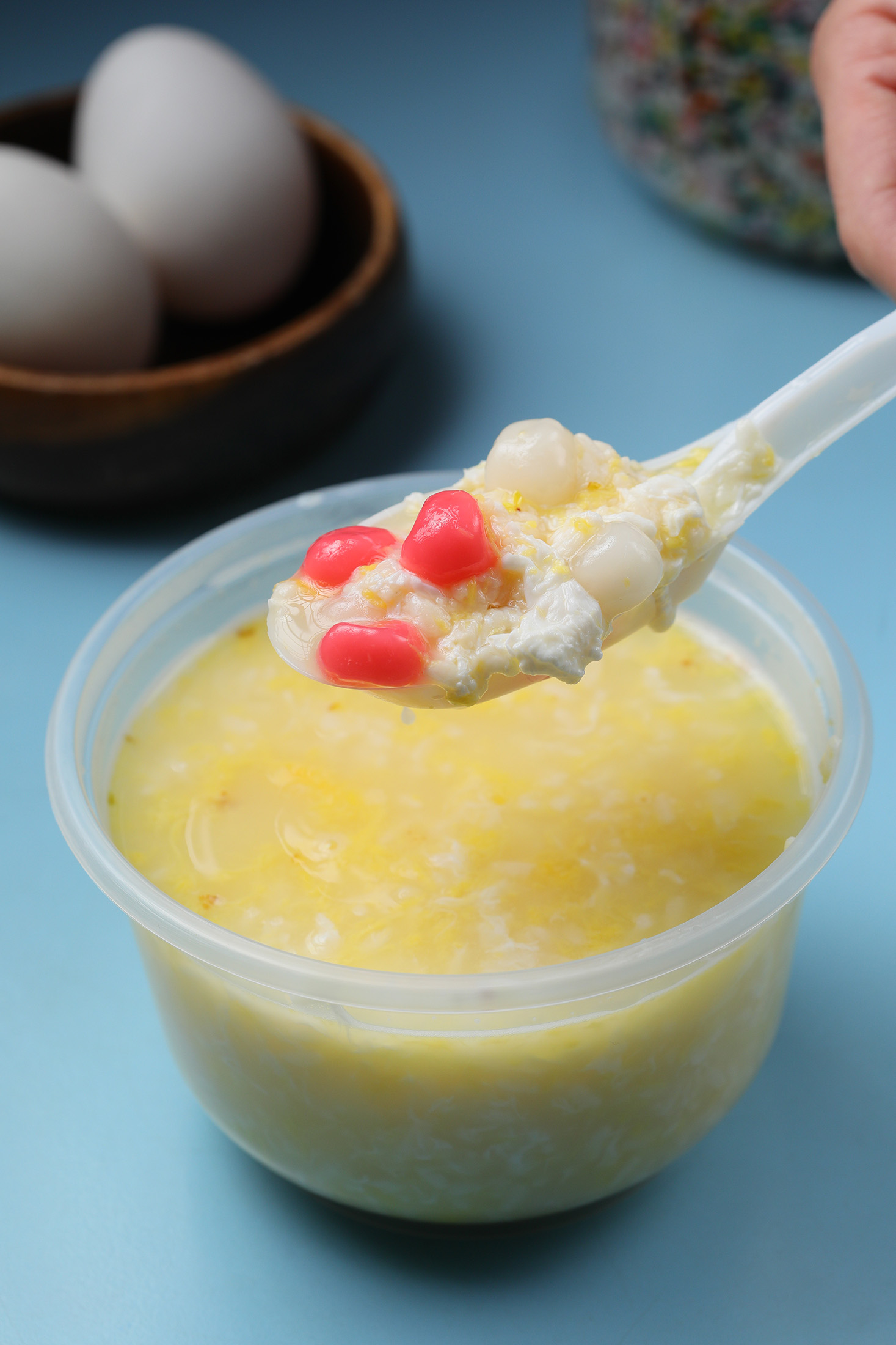 冬季寒流逼近時，點碗帶著微微酸香的「酒釀小湯圓」，既暖胃又暖心。（90元／份）