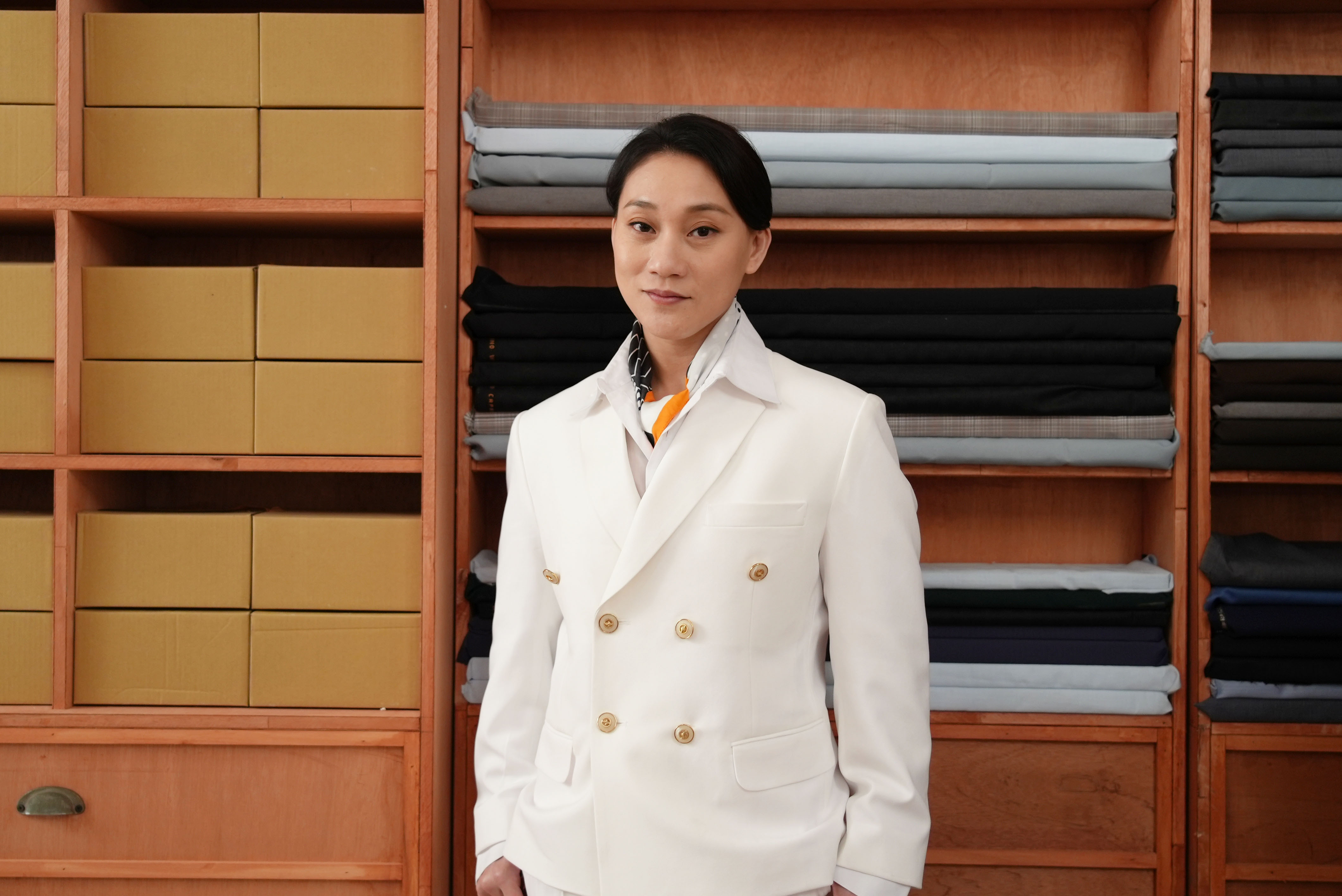 知名歌仔戲演員何佩芸在劇中本色演出，詮釋50年代歌仔戲巨星。（台視提供）