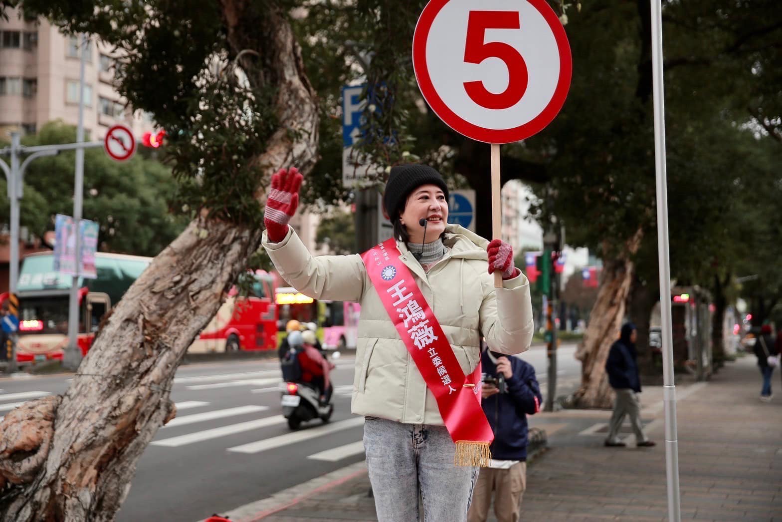 王鴻薇連任成功，晚間自行宣布當選。（翻攝王鴻薇臉書）