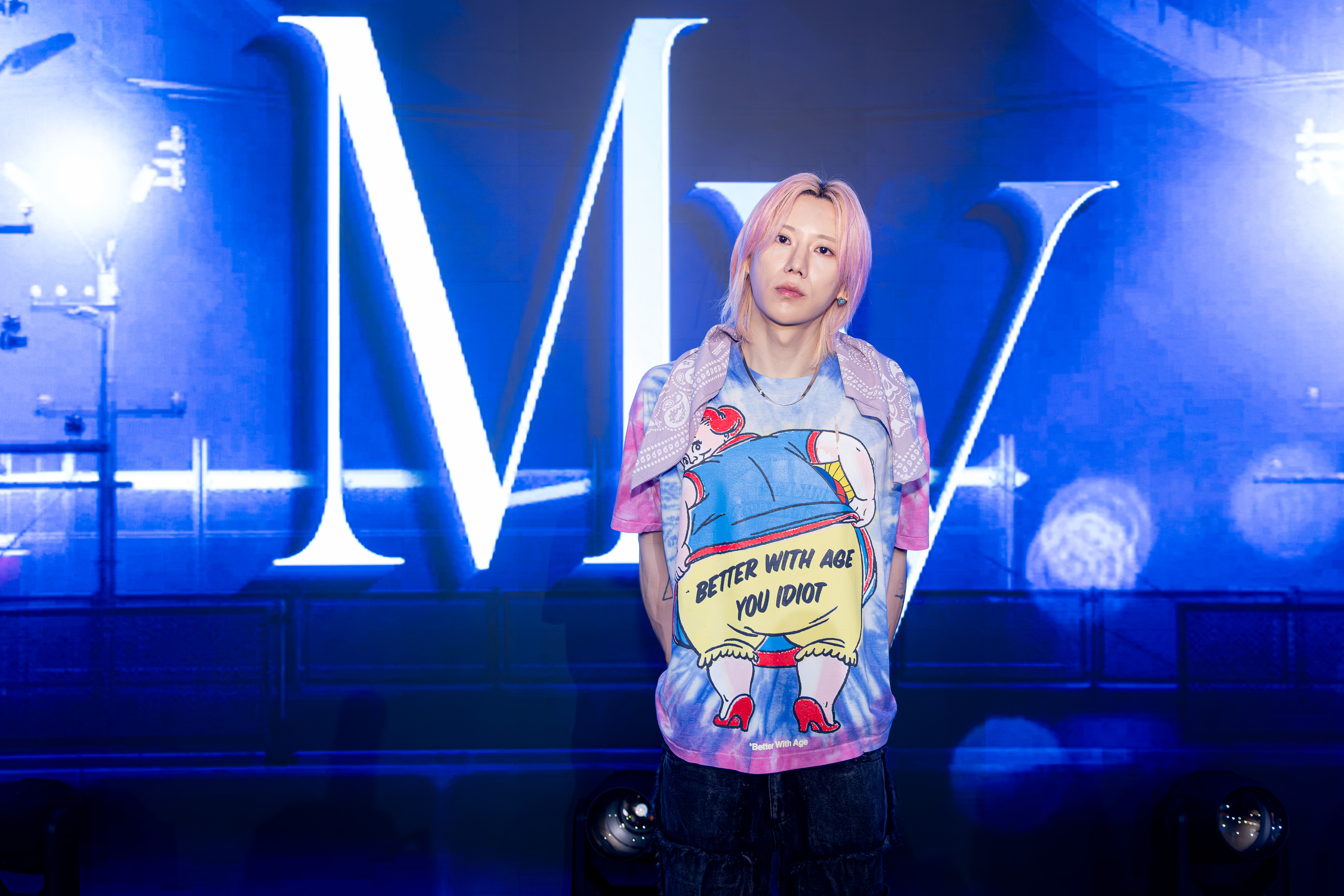 張賢勝昨天看了台北101煙火。（UNI Global提供）