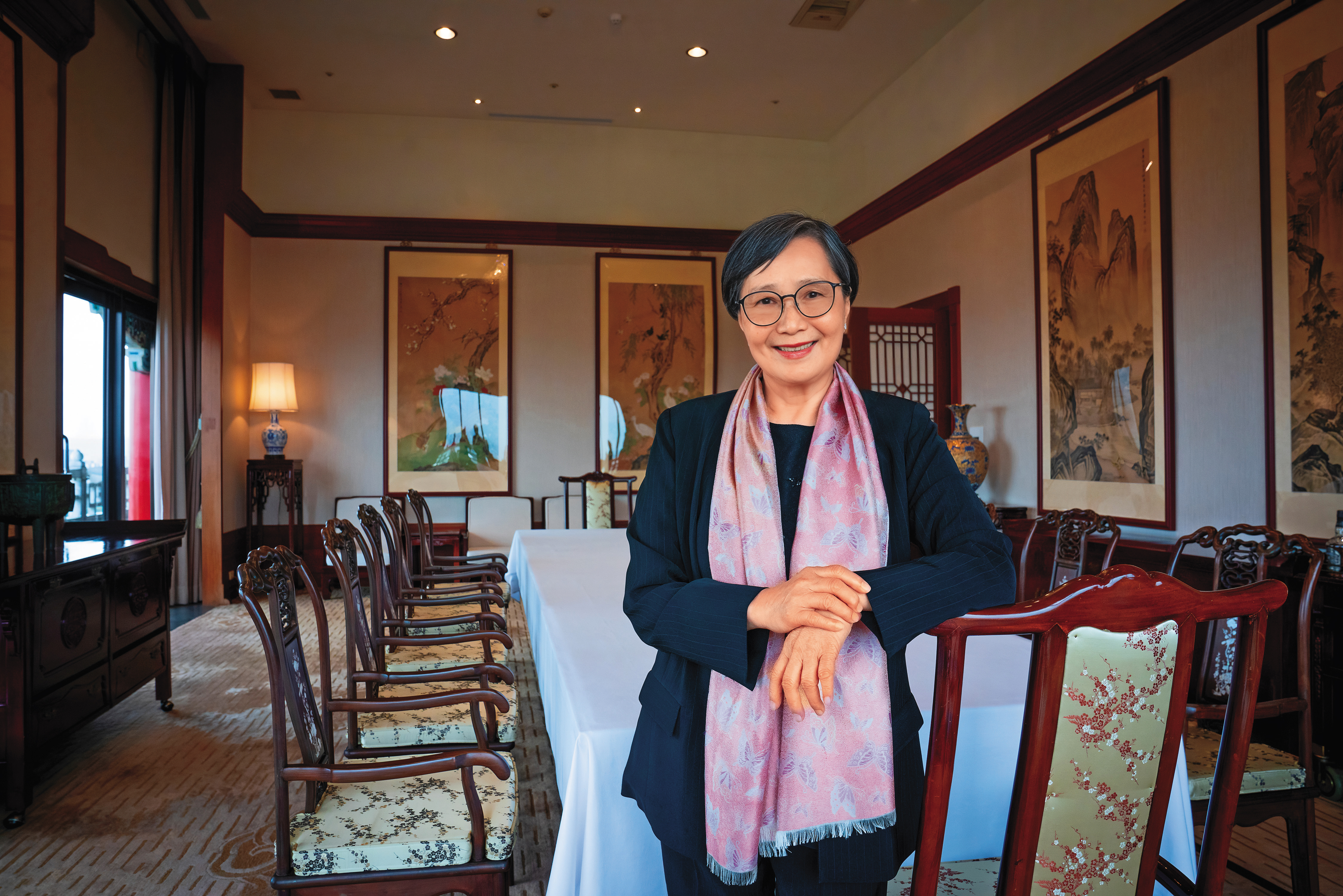 12樓圓山行館（總統套房）餐廳兼具會議廳功能。細節中藏著葉菊蘭「無微不至的待客之道」。
