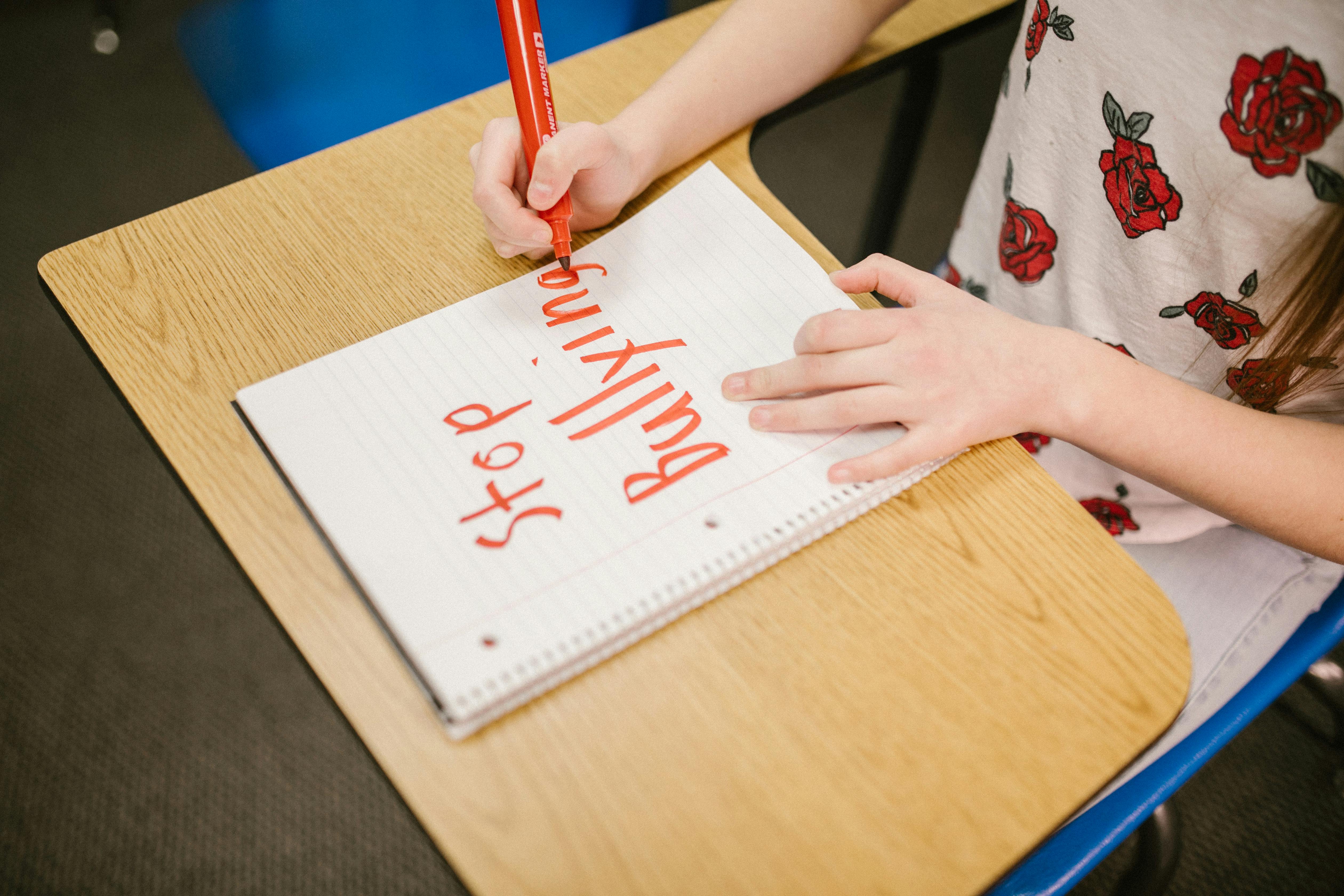 新加坡近日就發生一起國小霸凌事件，引起網路熱議。（示意圖，取自pexels）