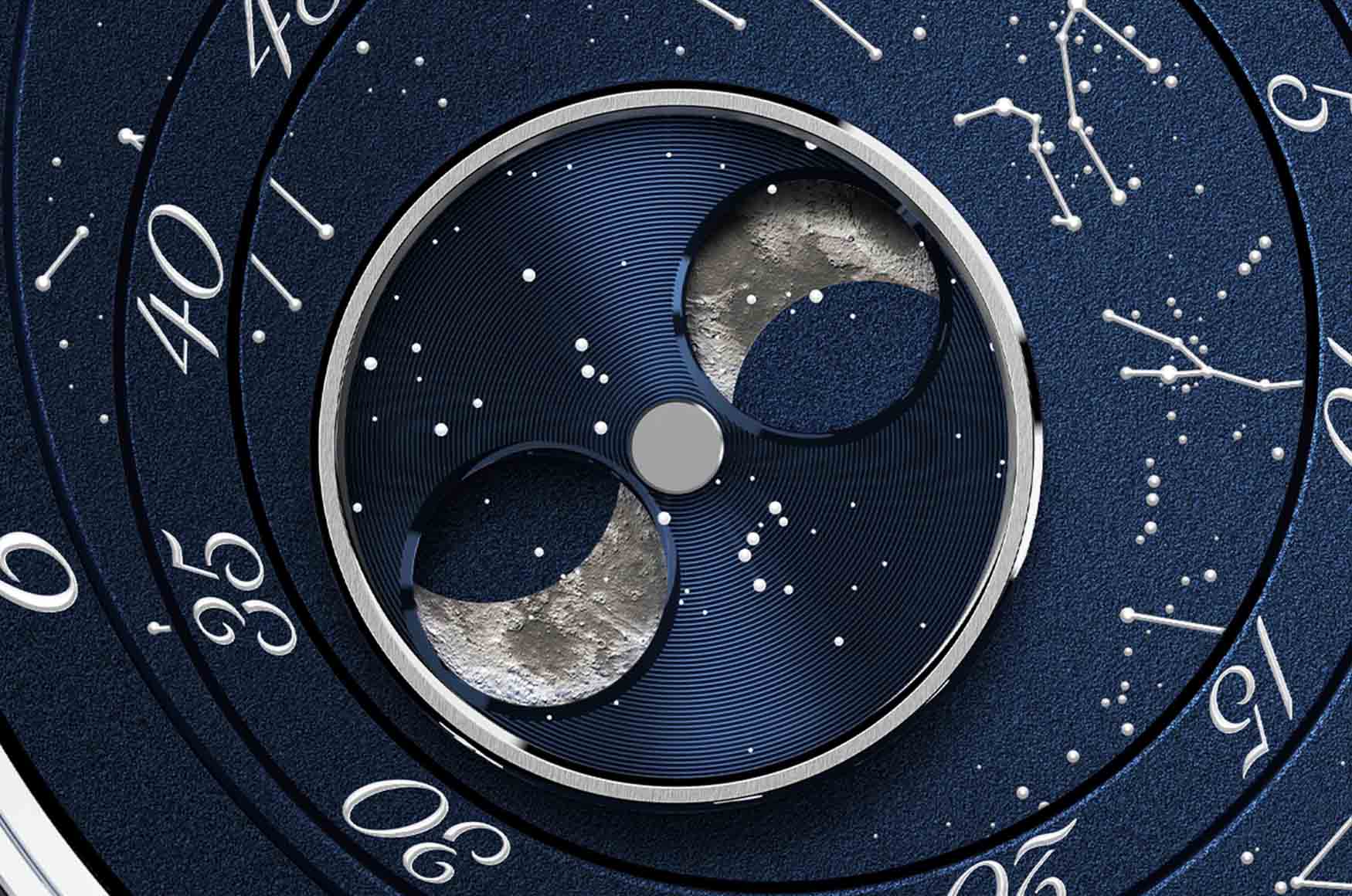 星空盤每分鐘旋轉一周，月相緩慢推進，日常讀時亦能感受時間流轉。