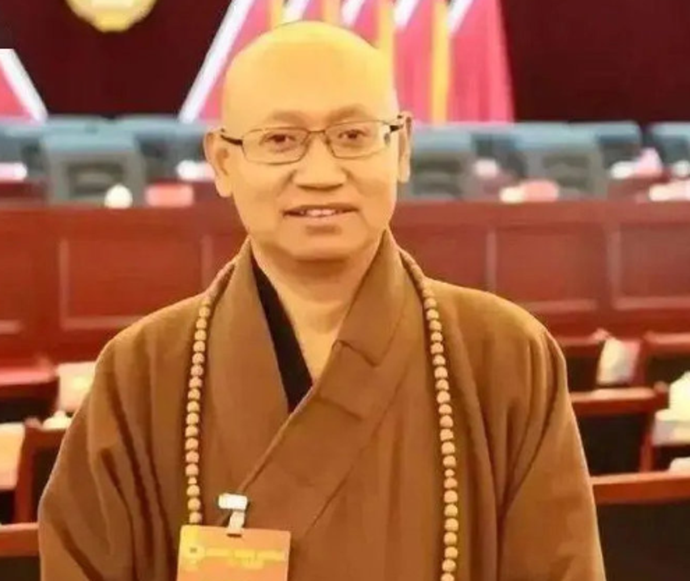 中國四川成都一間寺廟住持，因好女色被敲詐千萬台幣。（翻攝自微博）