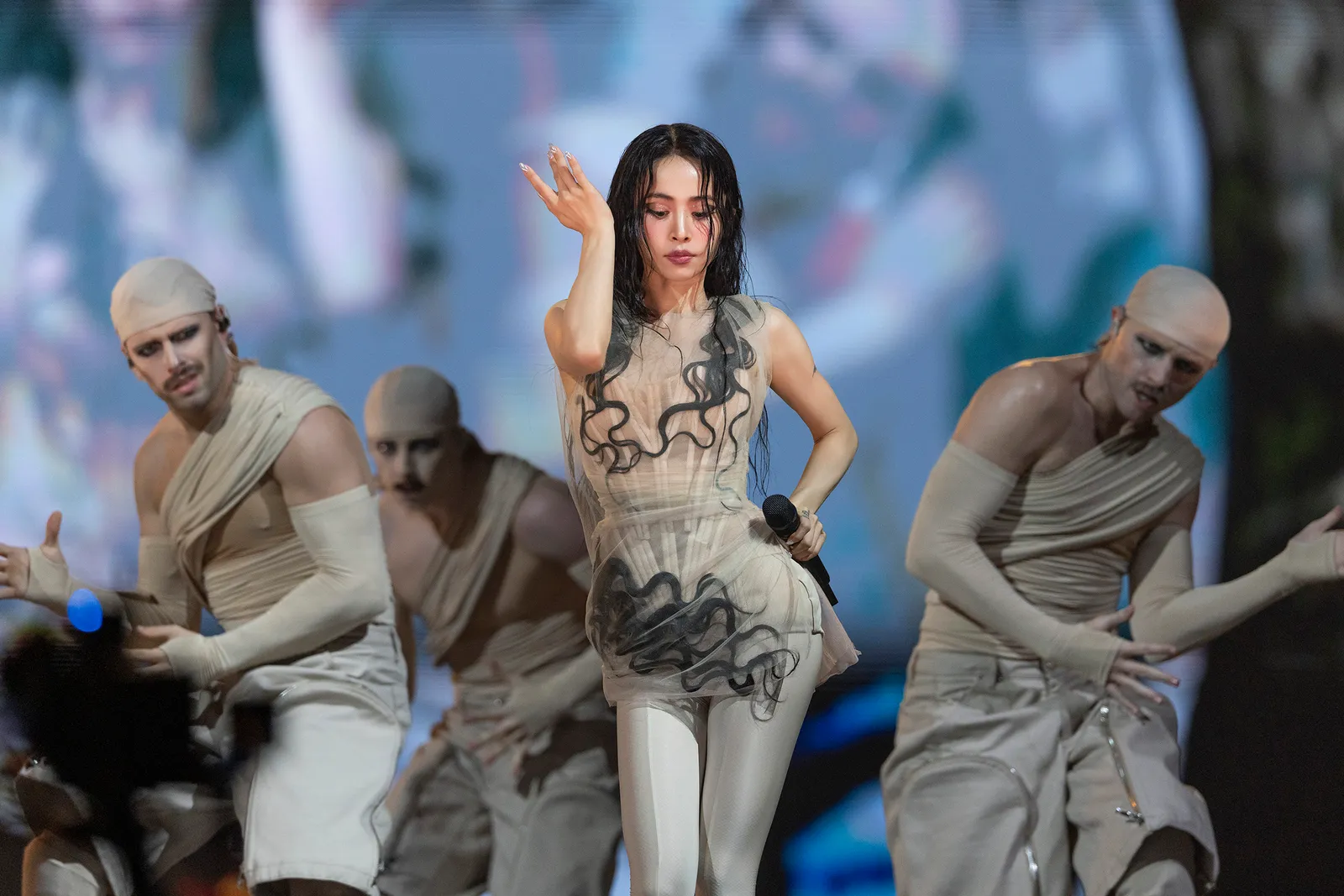 挺過網紅斯理亞抹黑扯邪教，蔡依林即將在中國開唱又傳有上百封檢舉信投訴。（翻攝網路）