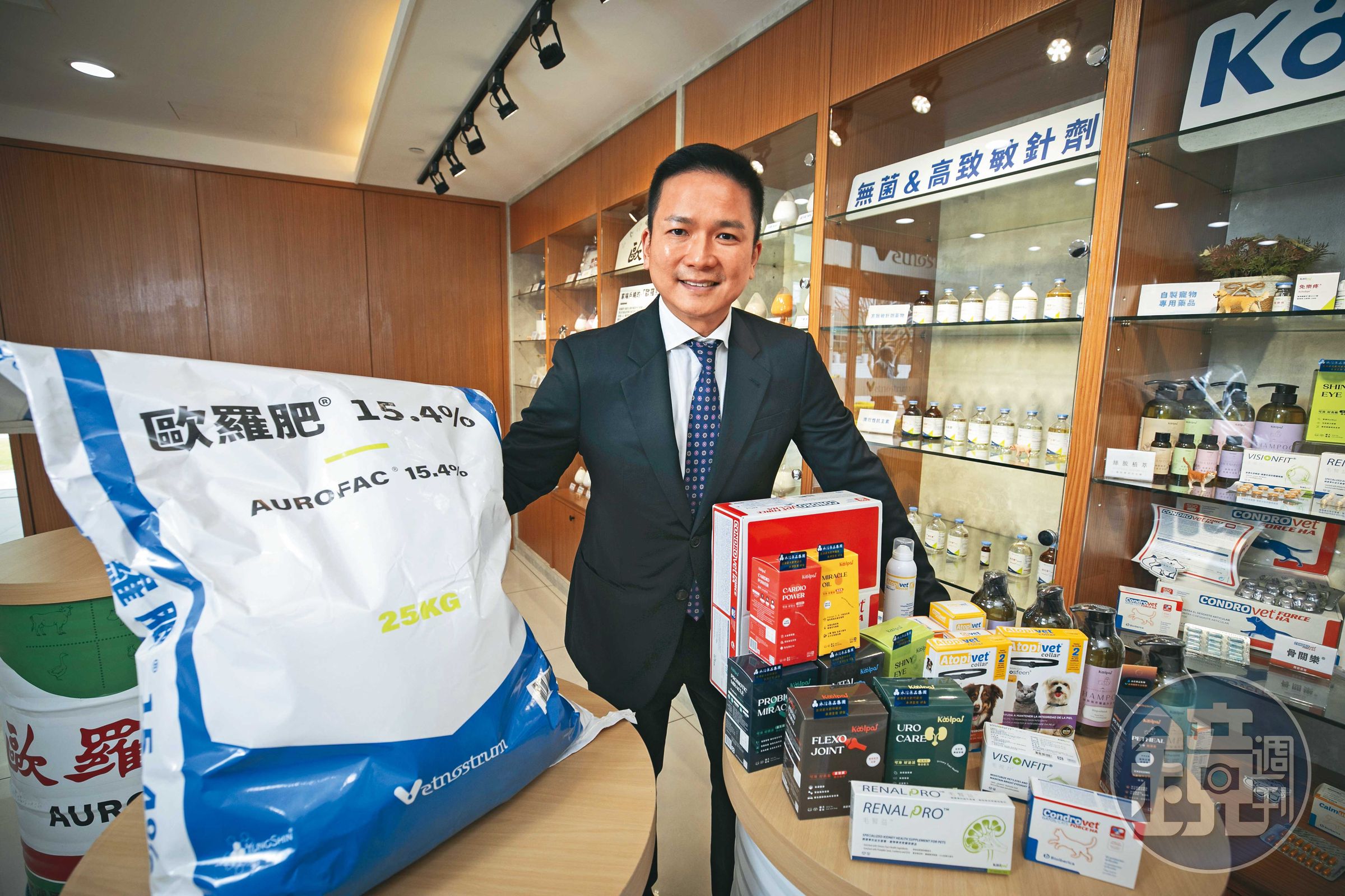 永鴻國際生技董事長鍾威凱有母公司永信藥品做後盾,不到10年就成為台灣最大動物藥品與保健產品製造及銷售商,年收近13億元。