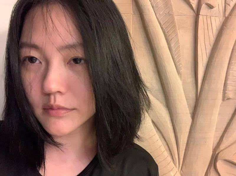 小S酒後曾把胸貼送給婆婆當「禮物」，隔天收到對方歸還，尷尬到崩潰。（翻攝自小ＳIG）