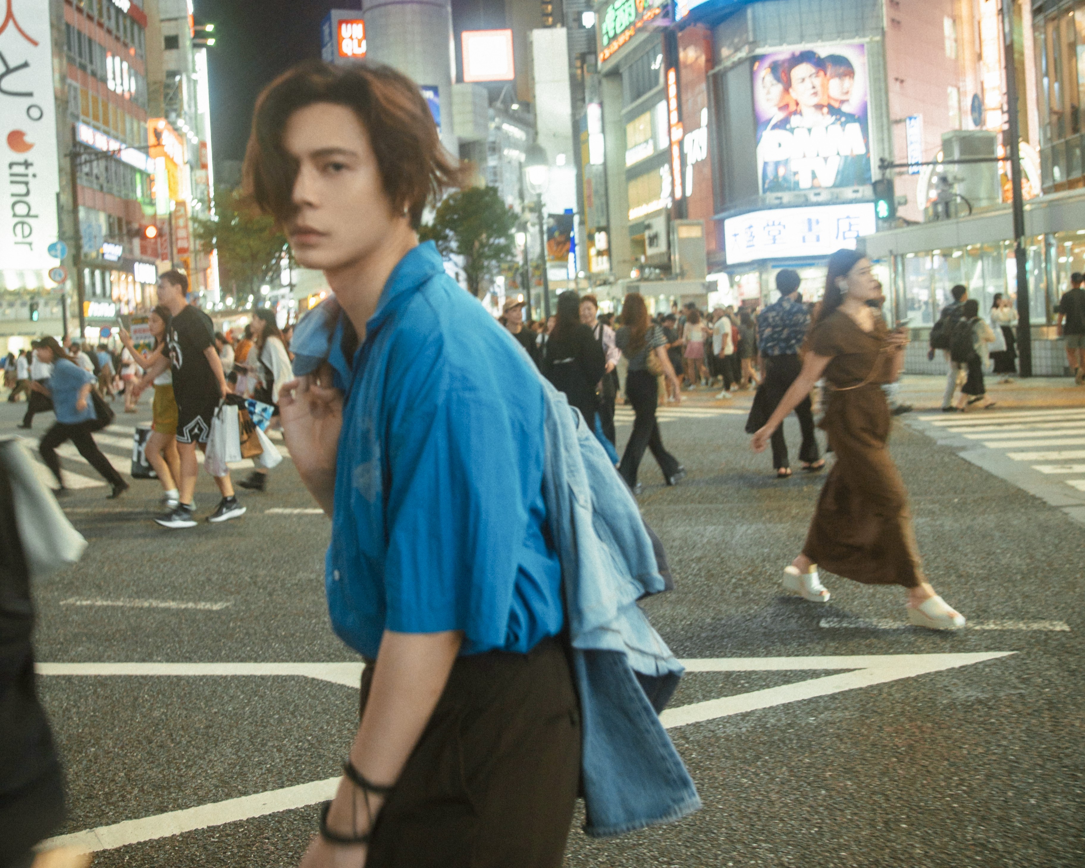 柯朋宇新輯製作2年，經歷生死寫成歌。（光與澈音樂提供）