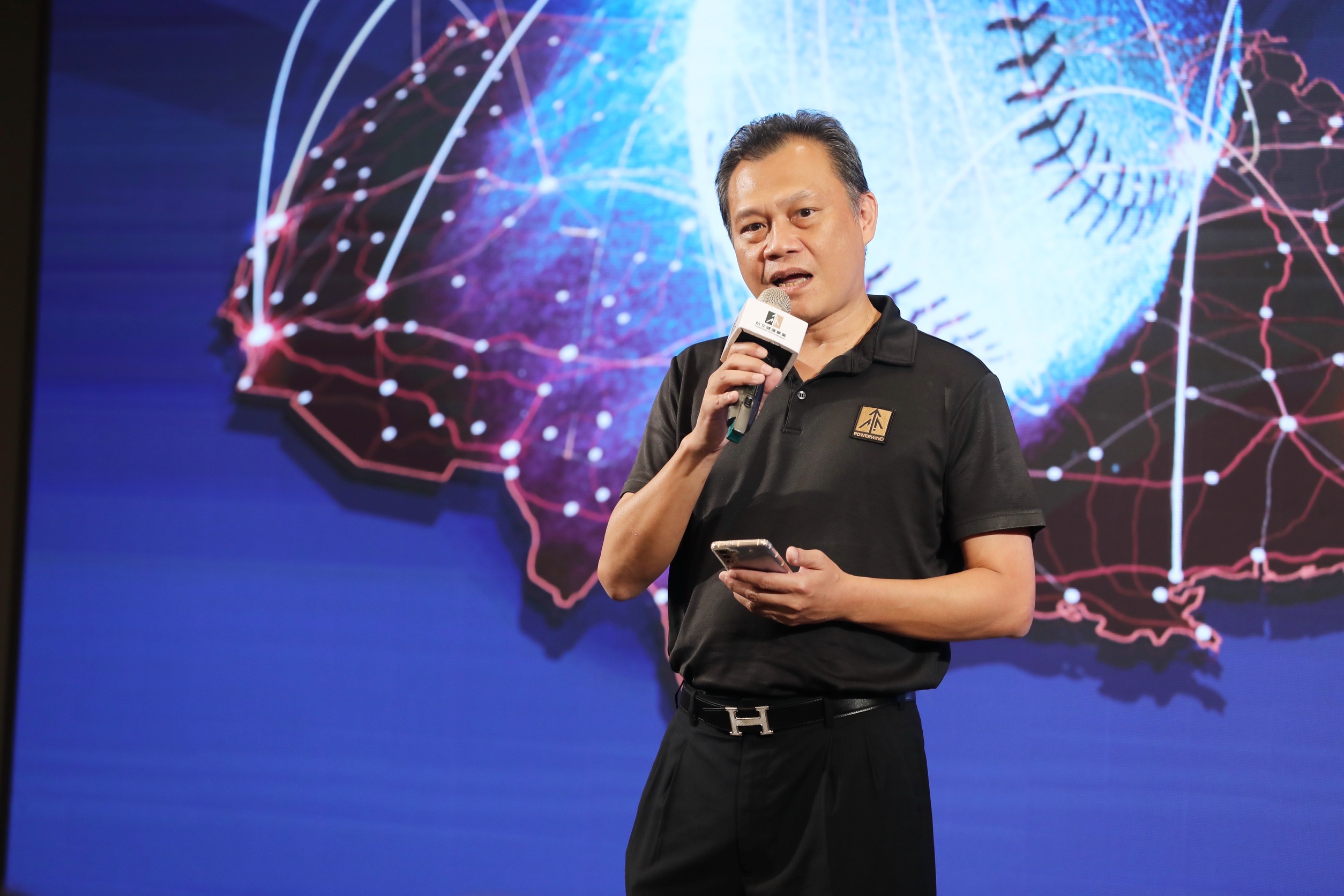 大魯閣攜手柏文，搶攻美國運動休閒市場。圖為柏文董事長陳尚義。