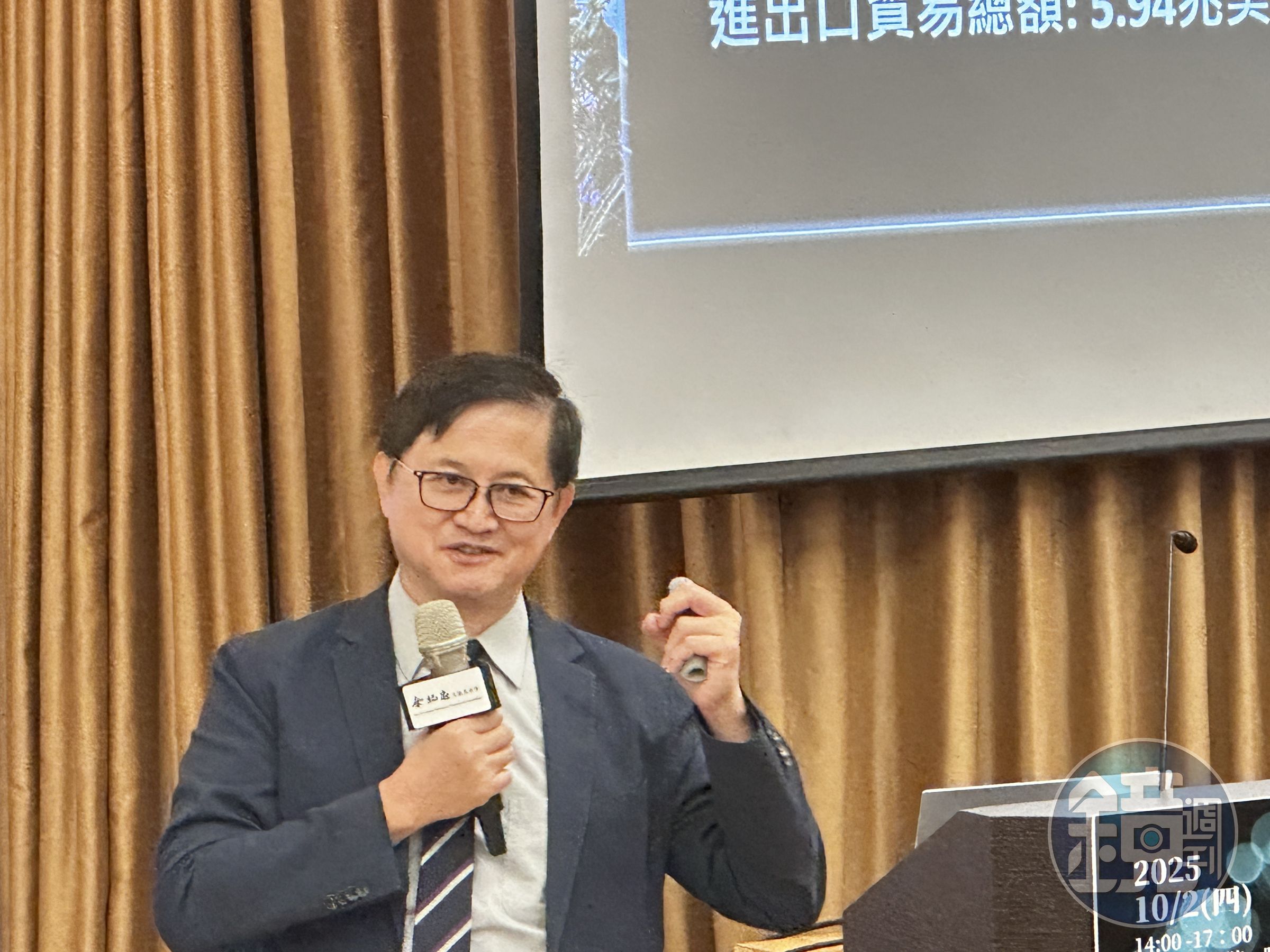 和碩集團董事長童子賢看好電動車的未來發展。