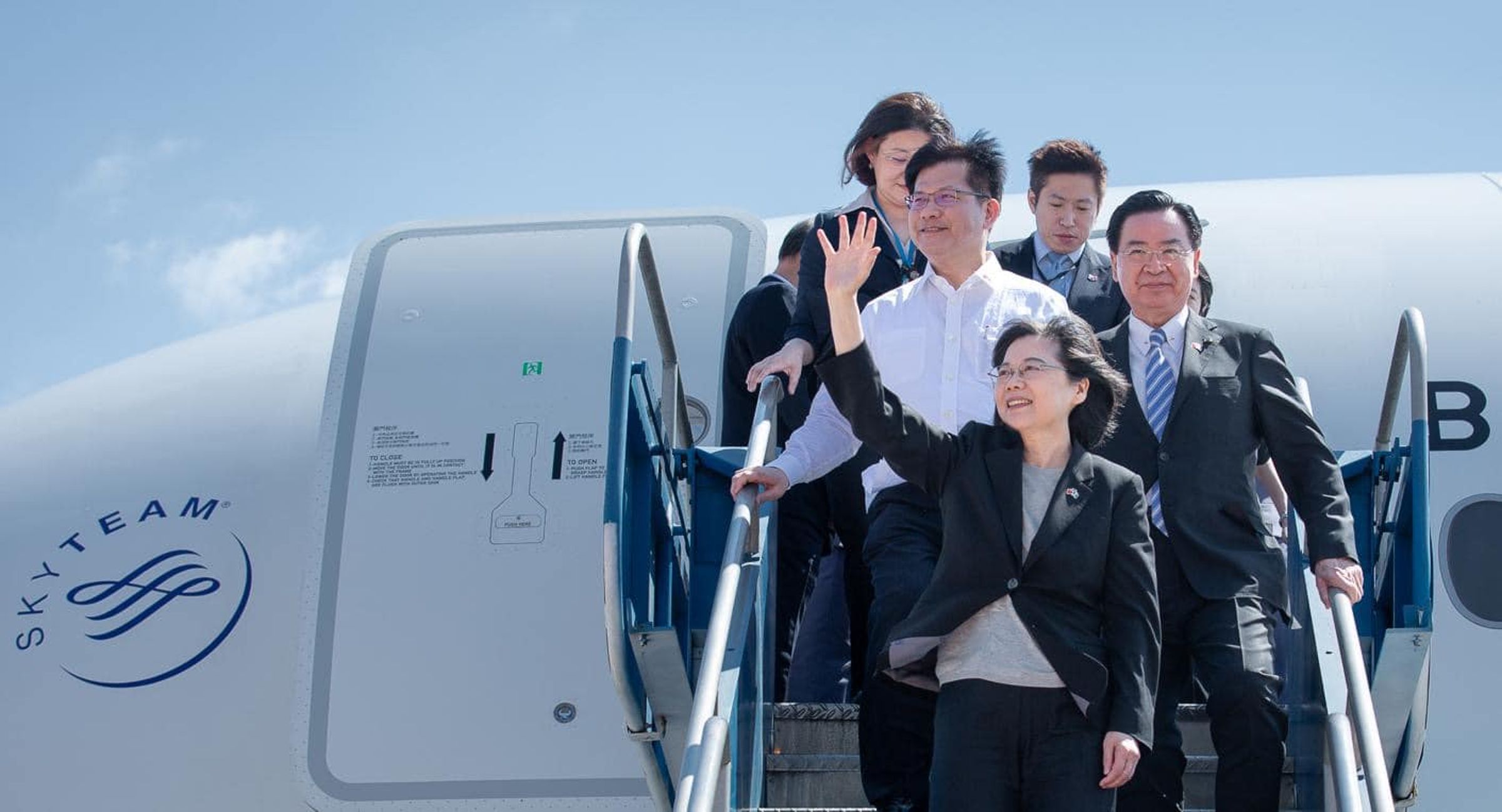 前總統蔡英文卸任後將於10月12日首度出訪歐洲國家。圖為她去年出訪中美洲友邦瓜地馬拉畫面。(翻攝蔡英文臉書)