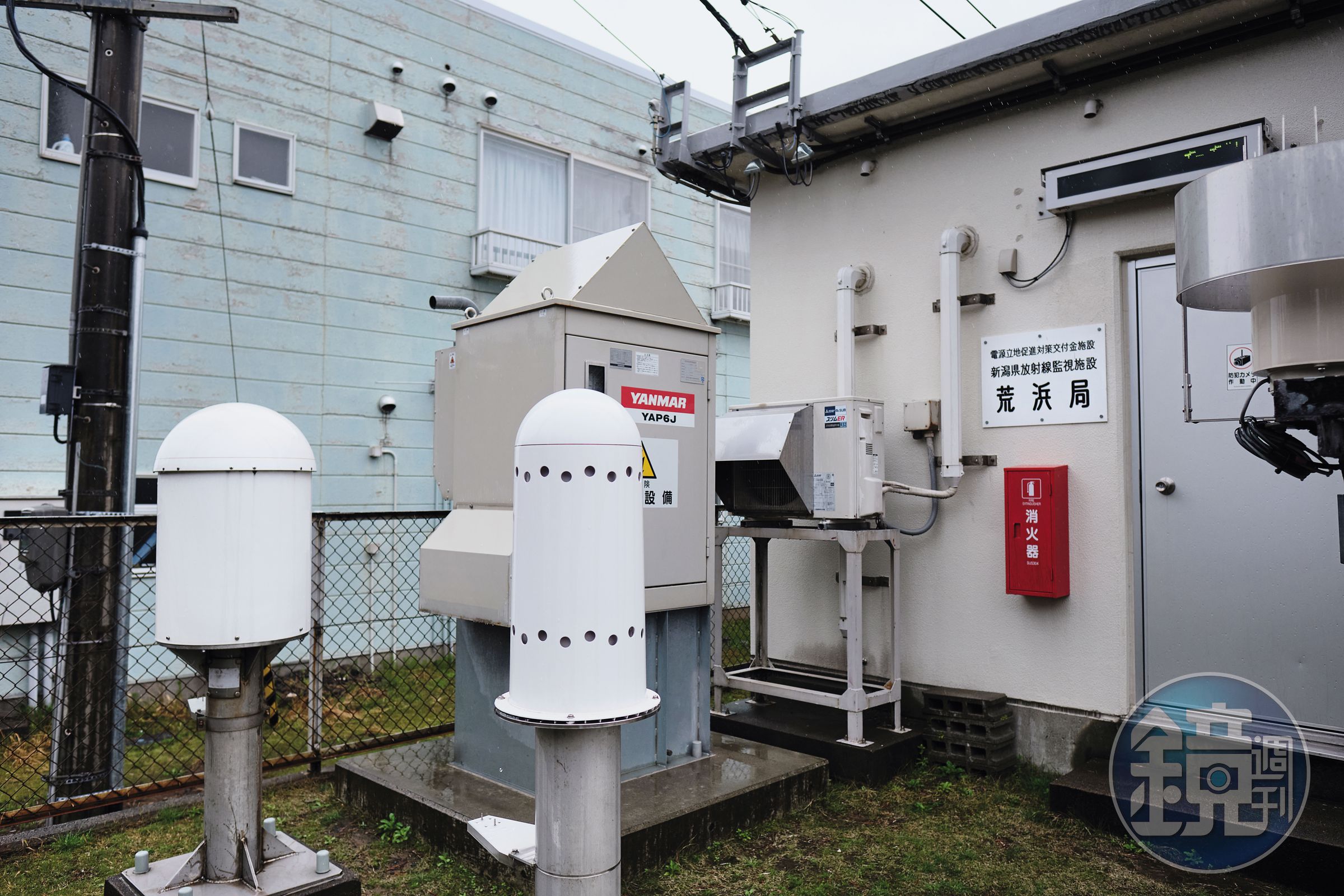 東電及地方政府為讓居民安心,在柏崎刈羽電廠旁設有大量輻射偵測點,並每月公布偵測數值。