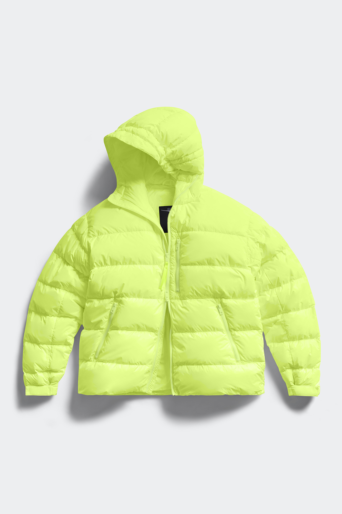 Concord  Concord蘋果綠色羽絨外套。NT$51,900（CANADA GOOSE提供）