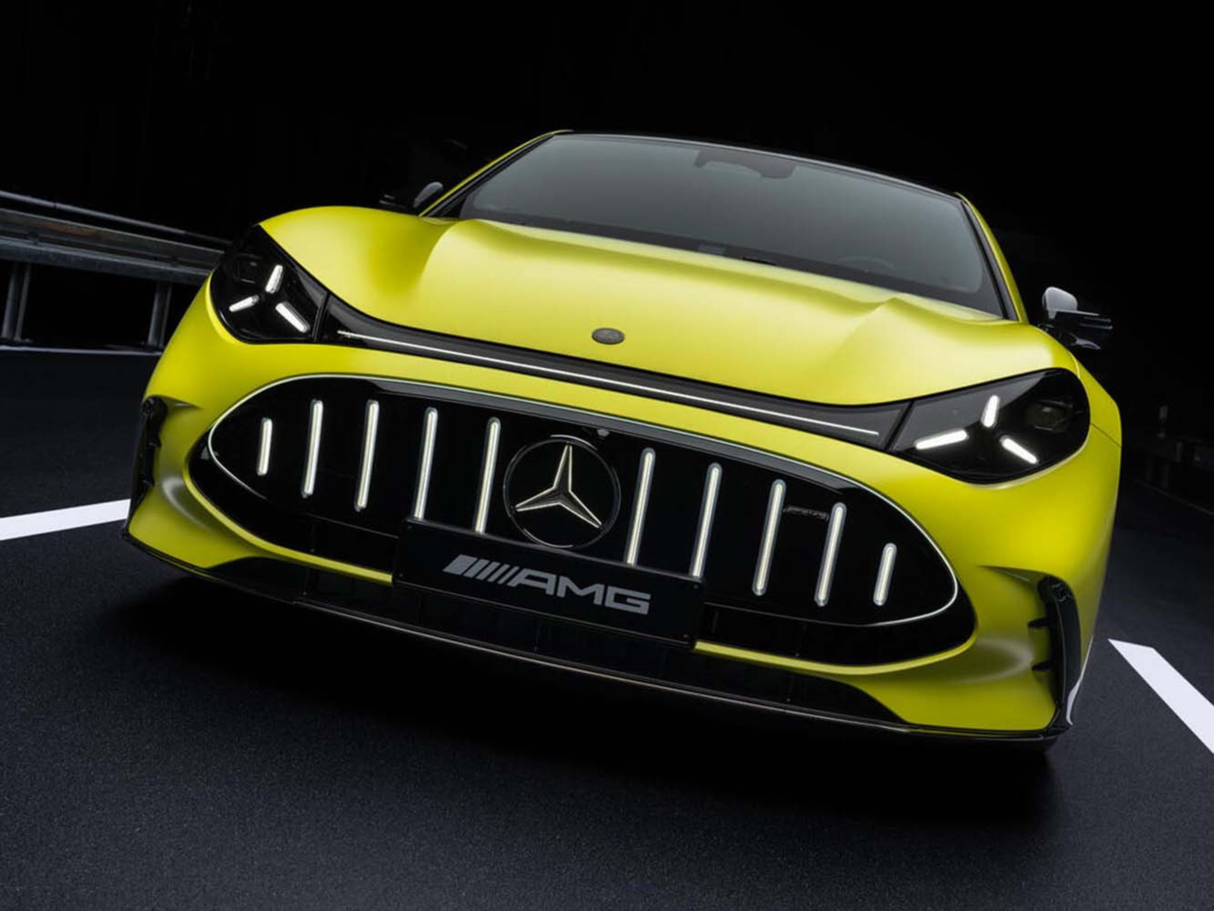 GT 4-Door Coupé 由2022 年的 Vision AMG 以及 2025 年的 GT XX 兩款概念車演化而來