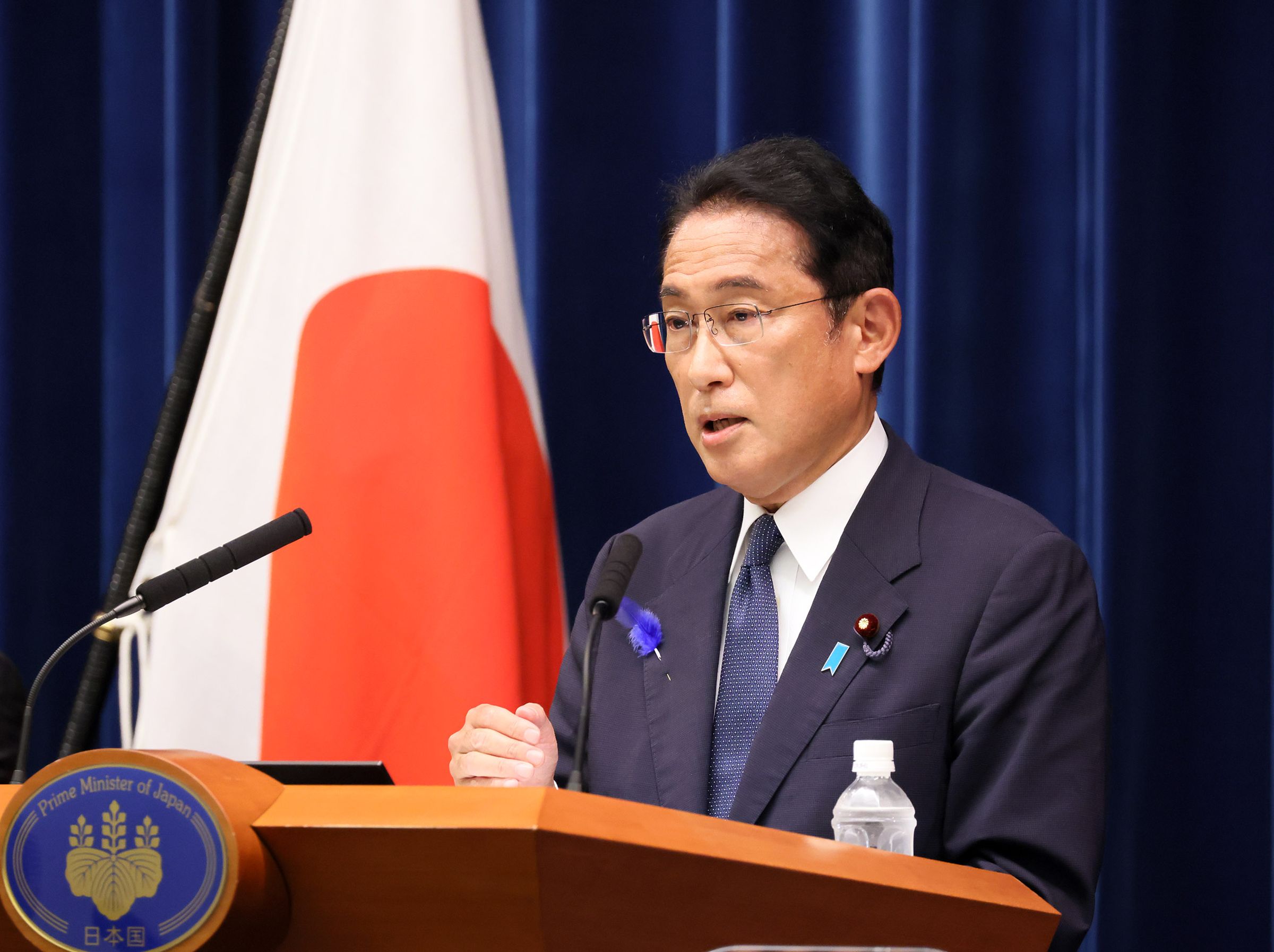 日媒《NHK》今也報導，首相岸田文雄（圖）正在考慮APEC期間，在美中會談後，計畫與習近平召開日中會談。（翻攝自岸田文雄 X平台）