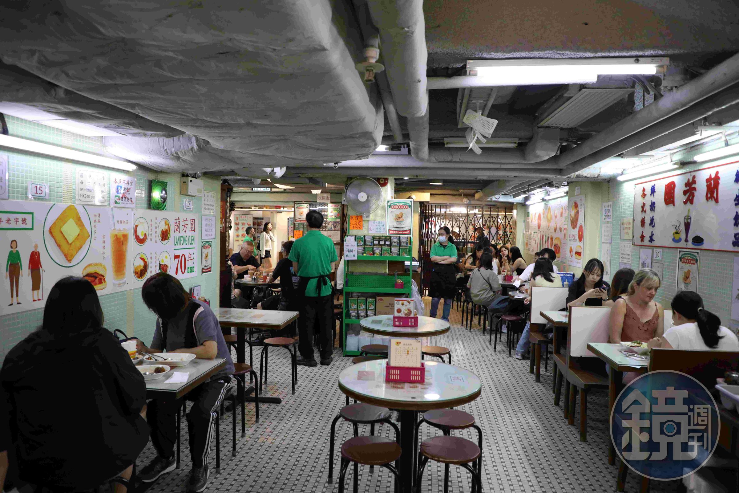 傳承近80年的蘭芳園是許多在地人與遊客下午歇腳嘆一杯茶的首選。