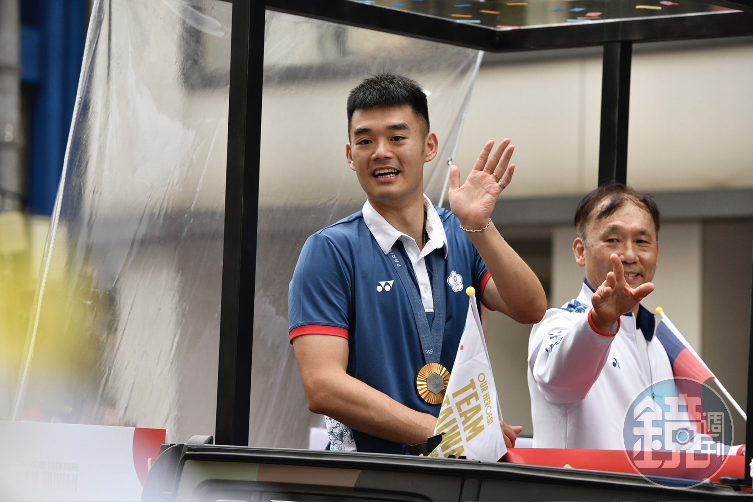 王齊麟今天出席「Our Heroes！Team Taiwan 台灣英雄，榮耀同行」，大批民眾興奮迎接。