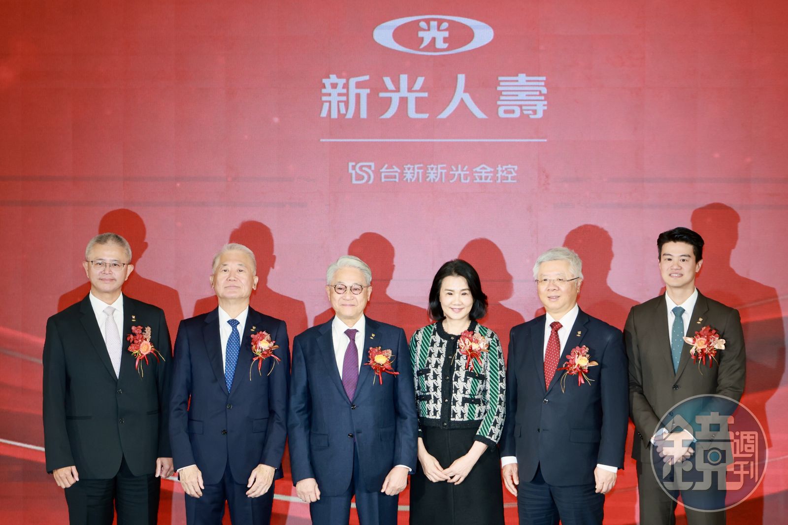 台新新光金控人壽正式合併，未來將整合投信、銀行等子公司資源發揮效益。