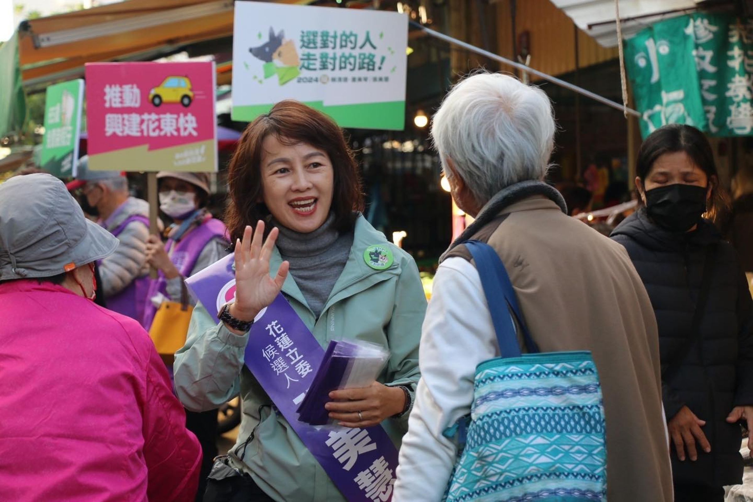 花蓮立委候選人張美慧（圖）競選團隊的工讀生，在工作時無照駕駛撞傷一名婦人。（翻攝自張美慧臉書）