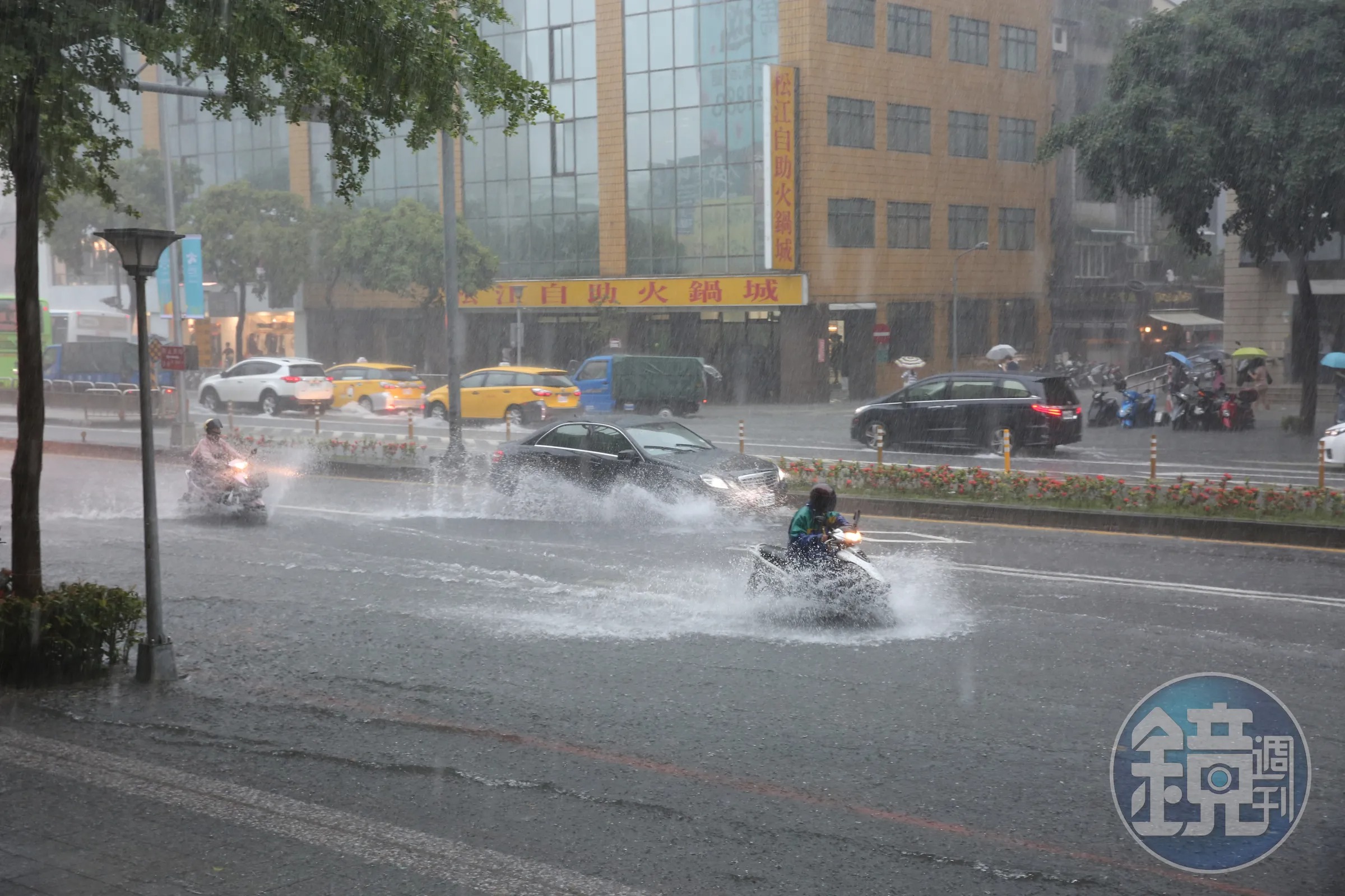 各地出現強降雨、積淹水情形。（示意圖，本刊資料照）