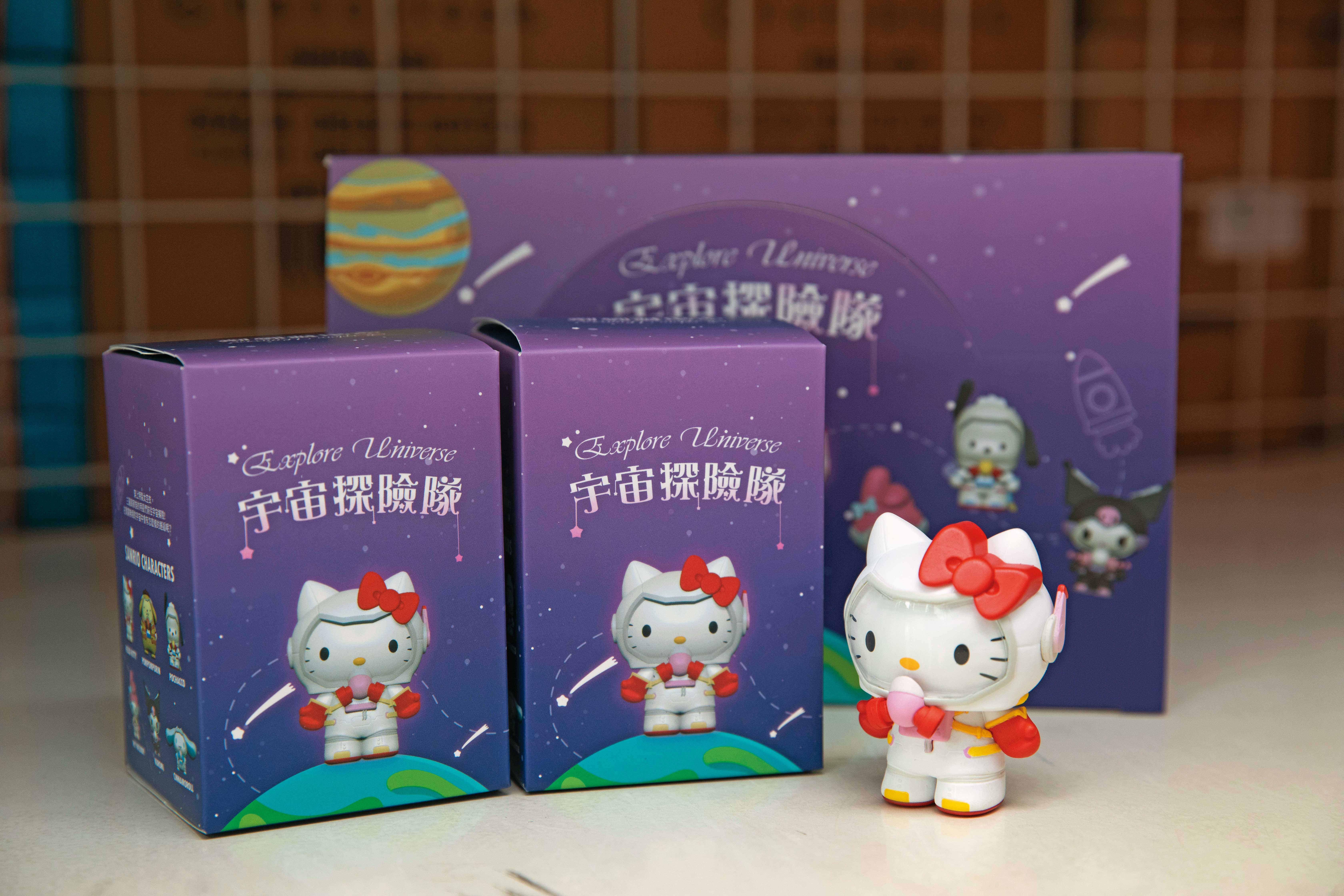 《白爛貓》模型外，雙緯還取得三麗鷗宇宙探險隊Kitty公仔IP，能生產盲盒玩具。（350元/盒）