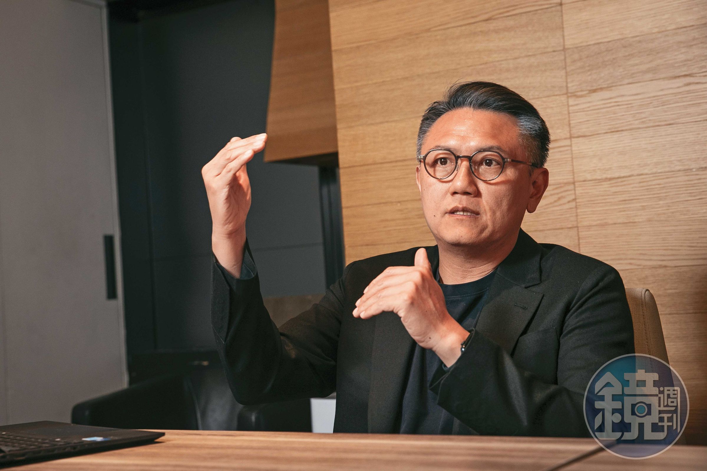 即使是遍嘗世界美食的開展餐飲董事長邱泰翰也被「囕盈豚」的烤肉所驚豔。