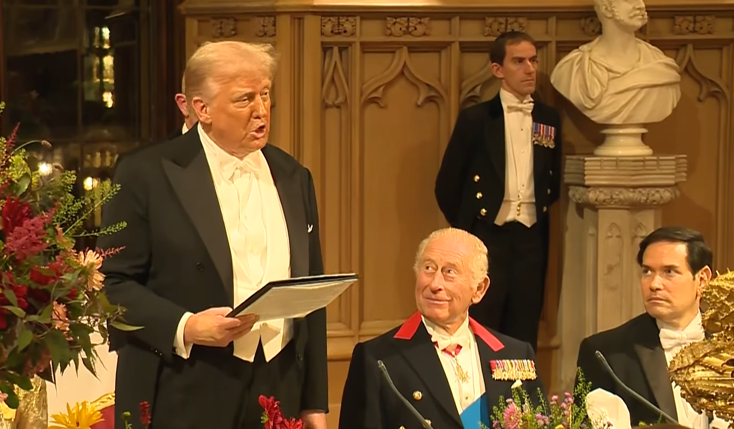 川普在溫莎堡國宴上演說，被指有橋段是在暗酸哈利王子。（翻攝The White House YouTube頻道）