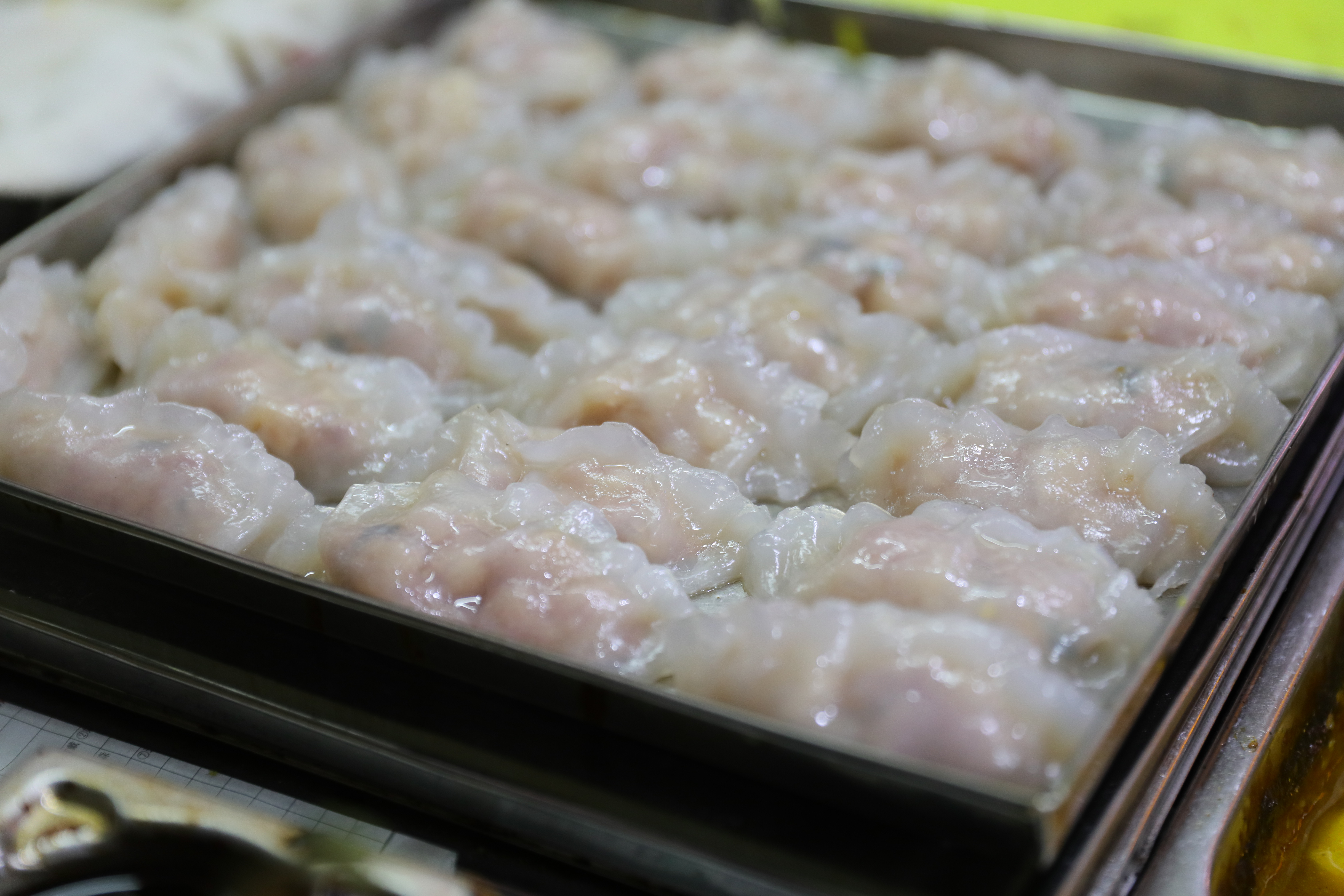 娥姐的「粉果」都是一顆顆親手包製，內餡真材實料。（港幣24元／4顆）