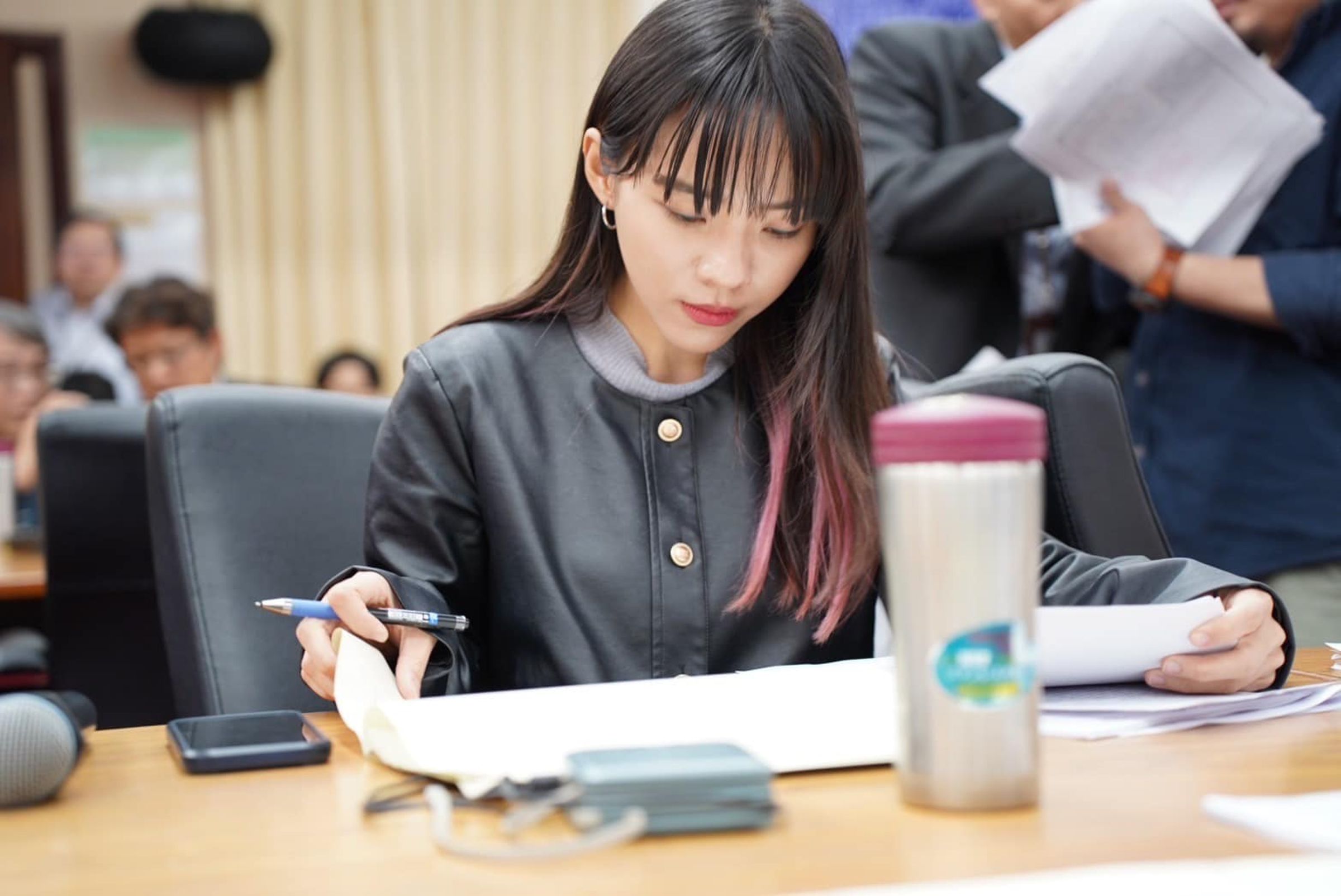 立委黃捷表示，藝人所提5大訴求其實已經在現行法律之中，即便現在修更多法，也罰不了「已犯案」的黃子佼。（翻攝自黃捷臉書）