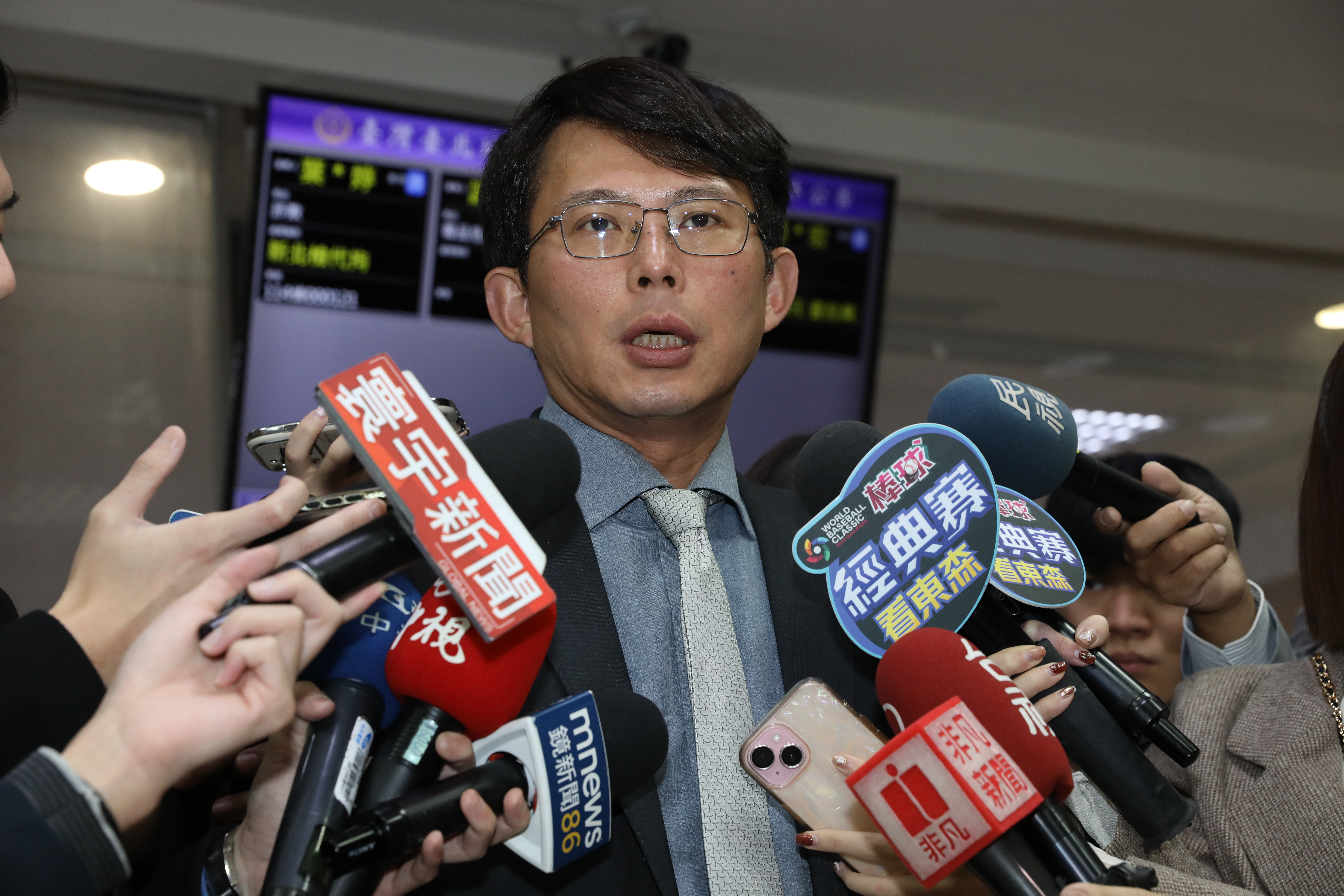 黃國昌被檢舉涉嫌偽造文書被調查，今回應表示自己完全沒有在怕。（本刊資料照）