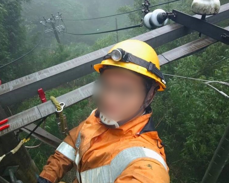 台電工程師李元瀚（圖）於颱風搶修時遭高壓電擊，搶救多日後，家屬忍痛拔管。（翻攝李元瀚Threads）