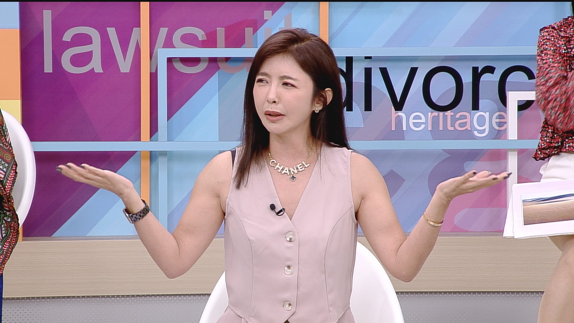 芳瑜泰國行目睹活春宮秀。（高點提供）