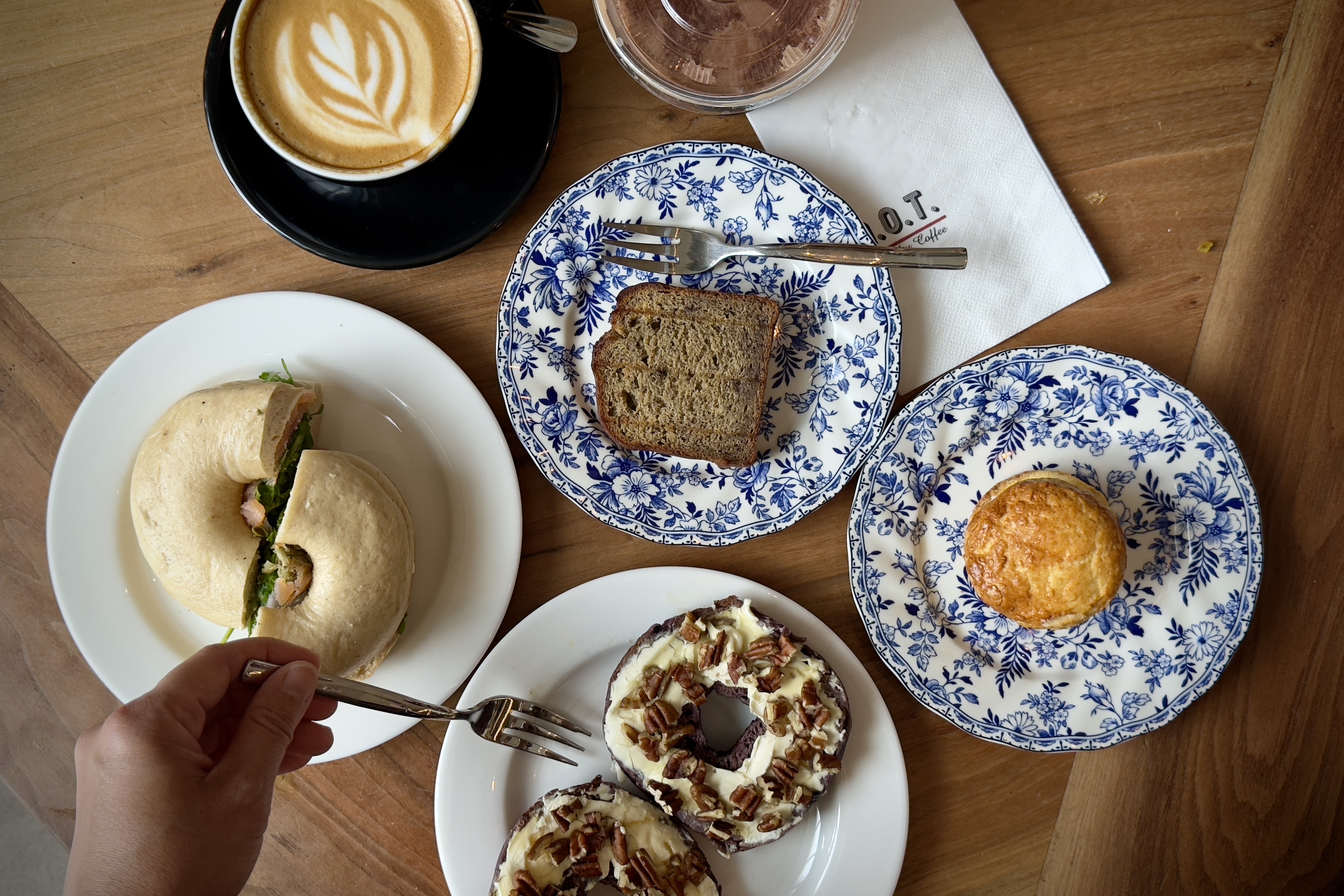 n.o.t. Specialty Coffee的貝果、司康等都是店內的招牌餐點。